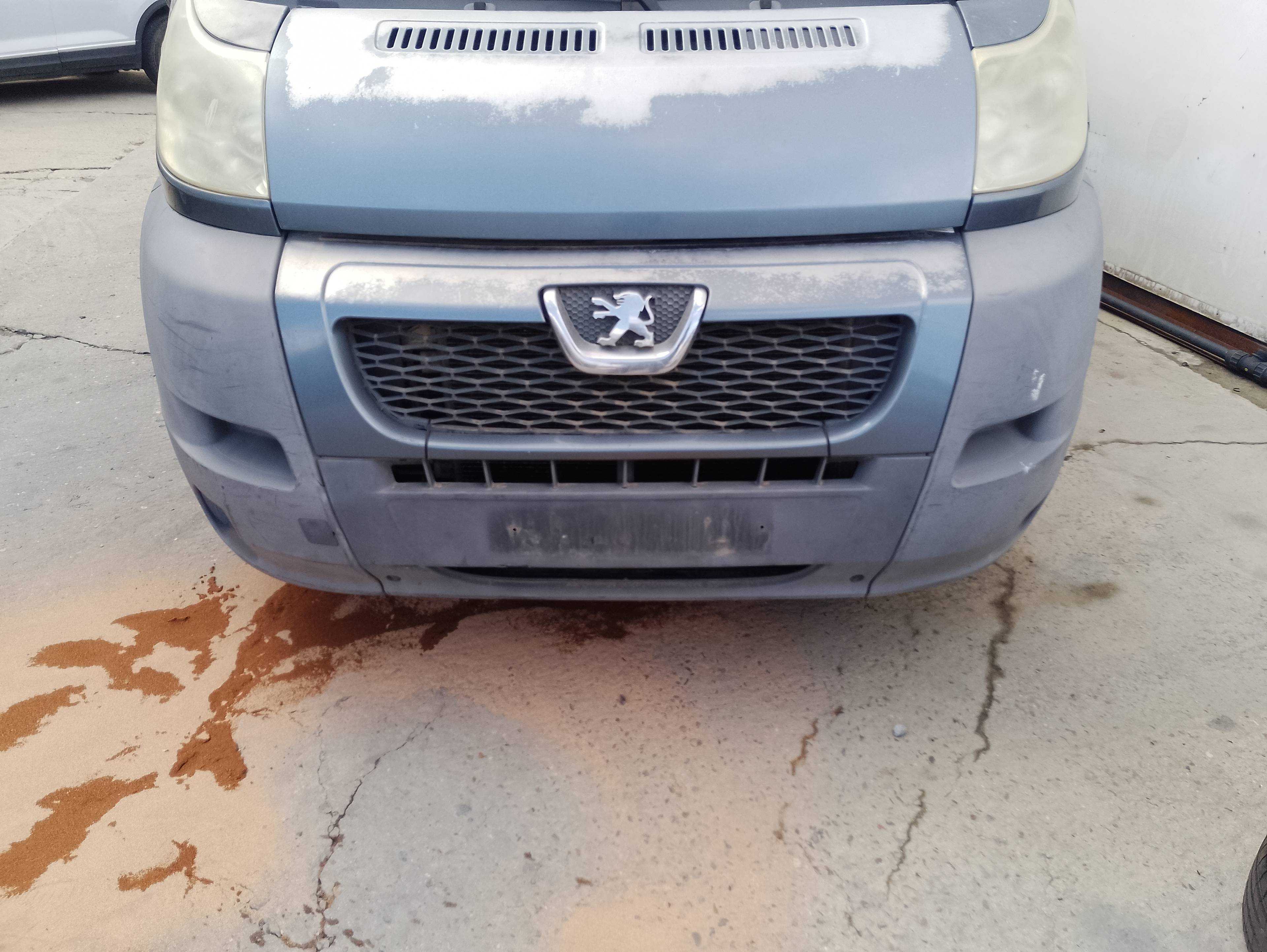 Recambio de paragolpes delantero para peugeot boxer kombi (rs3000)(333) hdi standart (330) referencia OEM IAM   