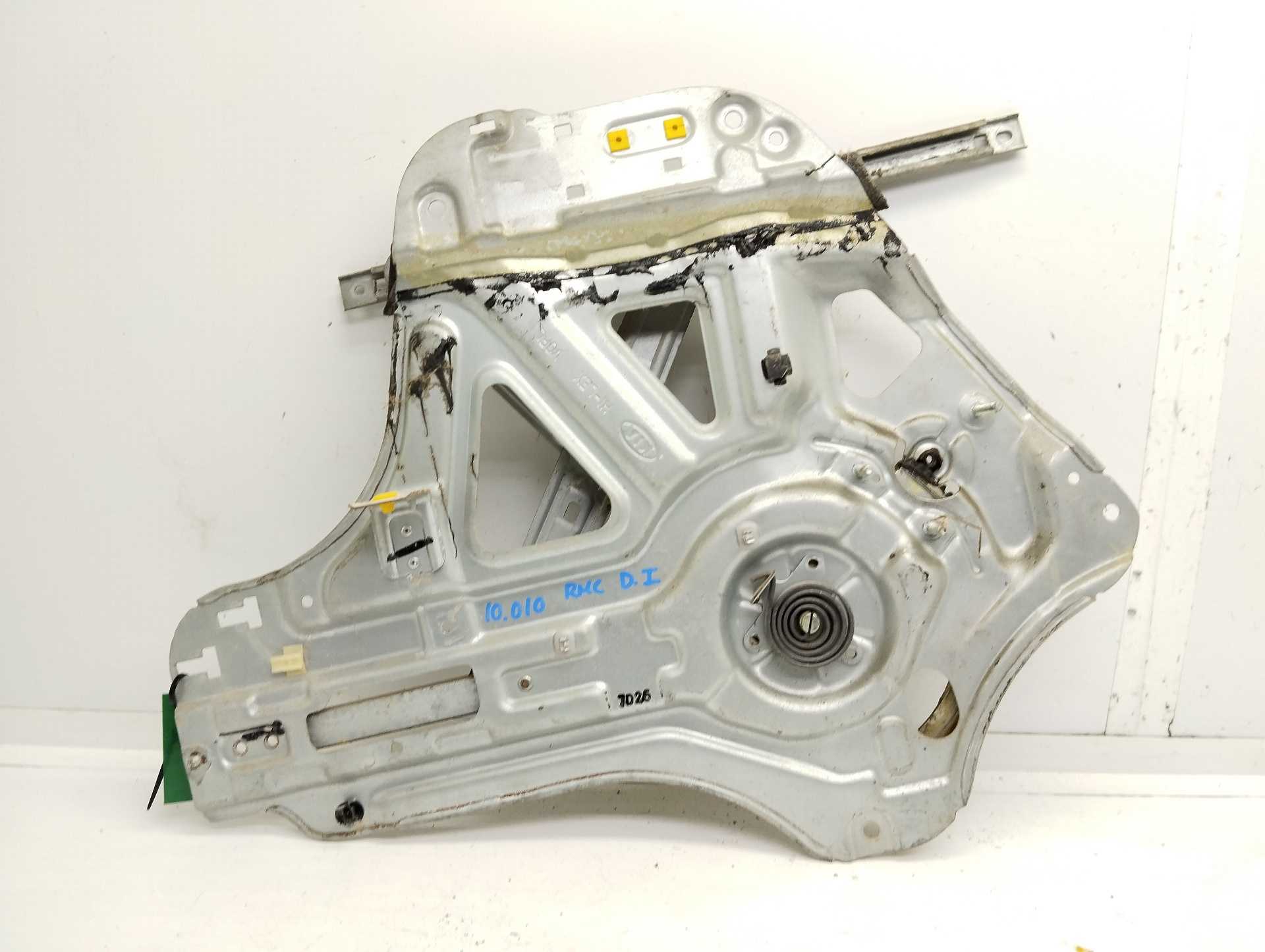 Recambio de elevalunas delantero izquierdo para kia carnival 2.9 crdi vgt active referencia OEM IAM   