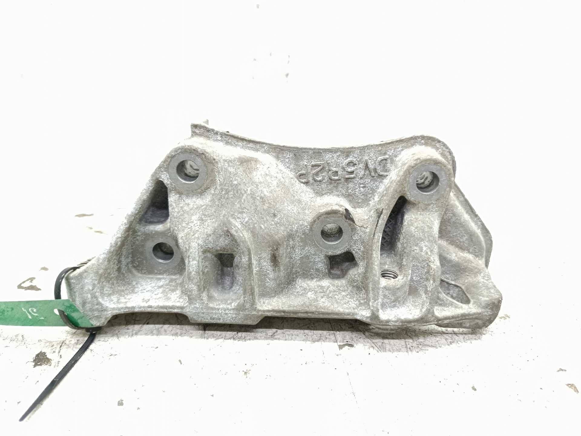 Recambio de soporte motor derecho para opel vivaro furgón l express referencia OEM IAM 9810967480  