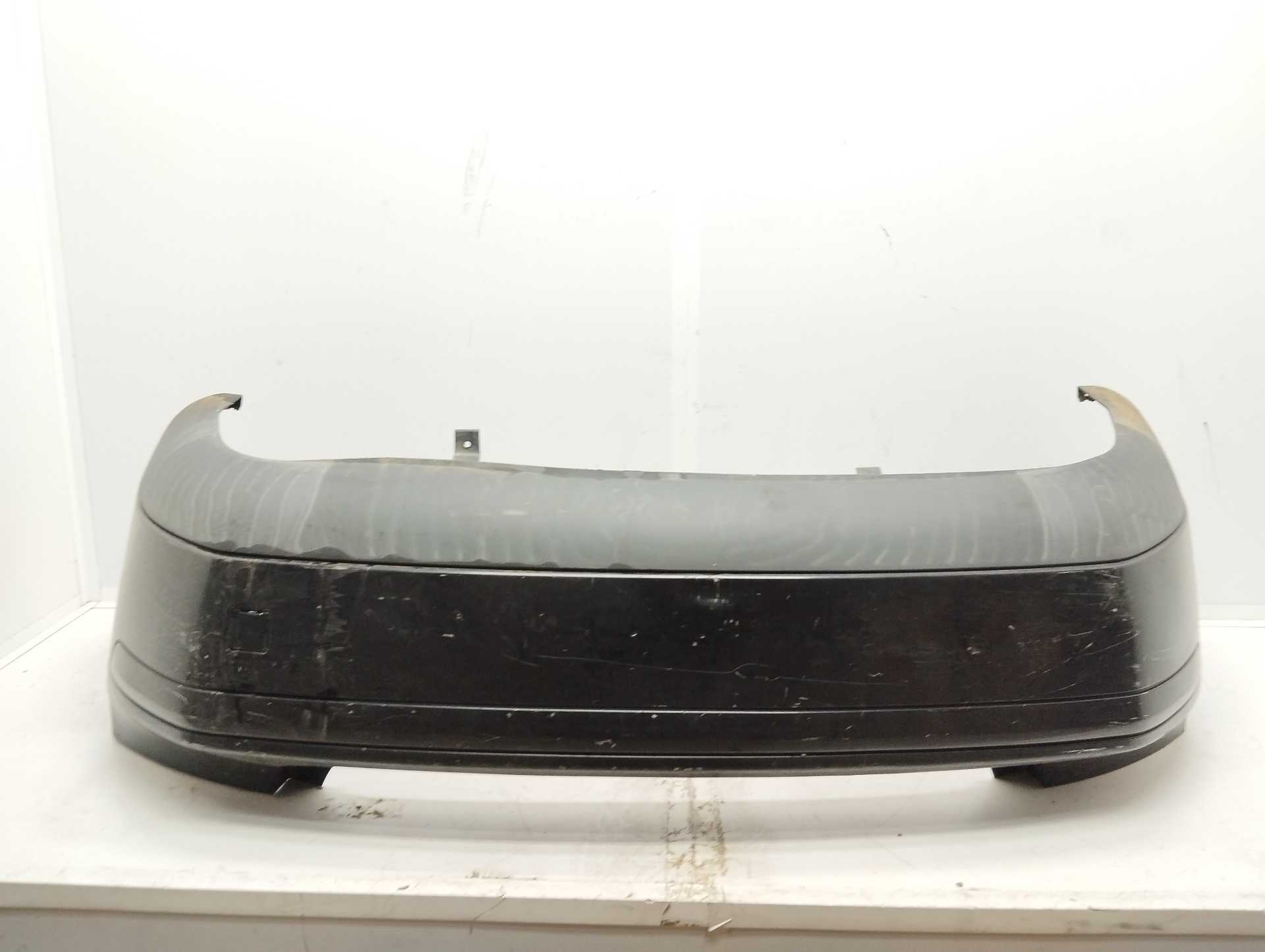 Recambio de paragolpes trasero para volvo s40 berlina 1.8i referencia OEM IAM   