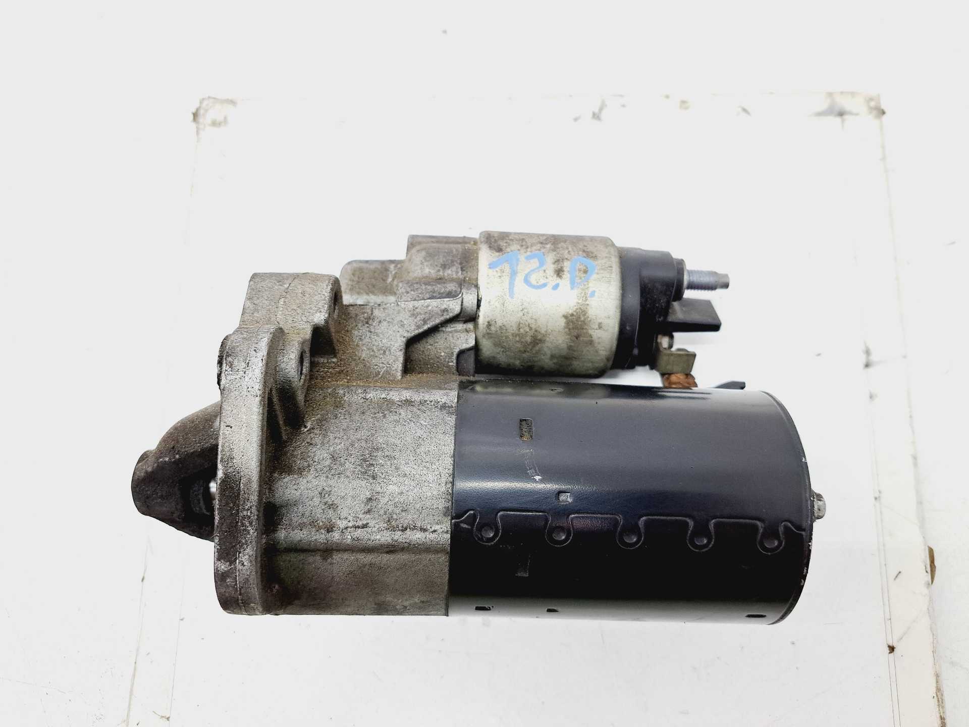 Recambio de motores de arranque para nissan juke (f15) acenta referencia OEM IAM 20150730 0001136008 BOSCH