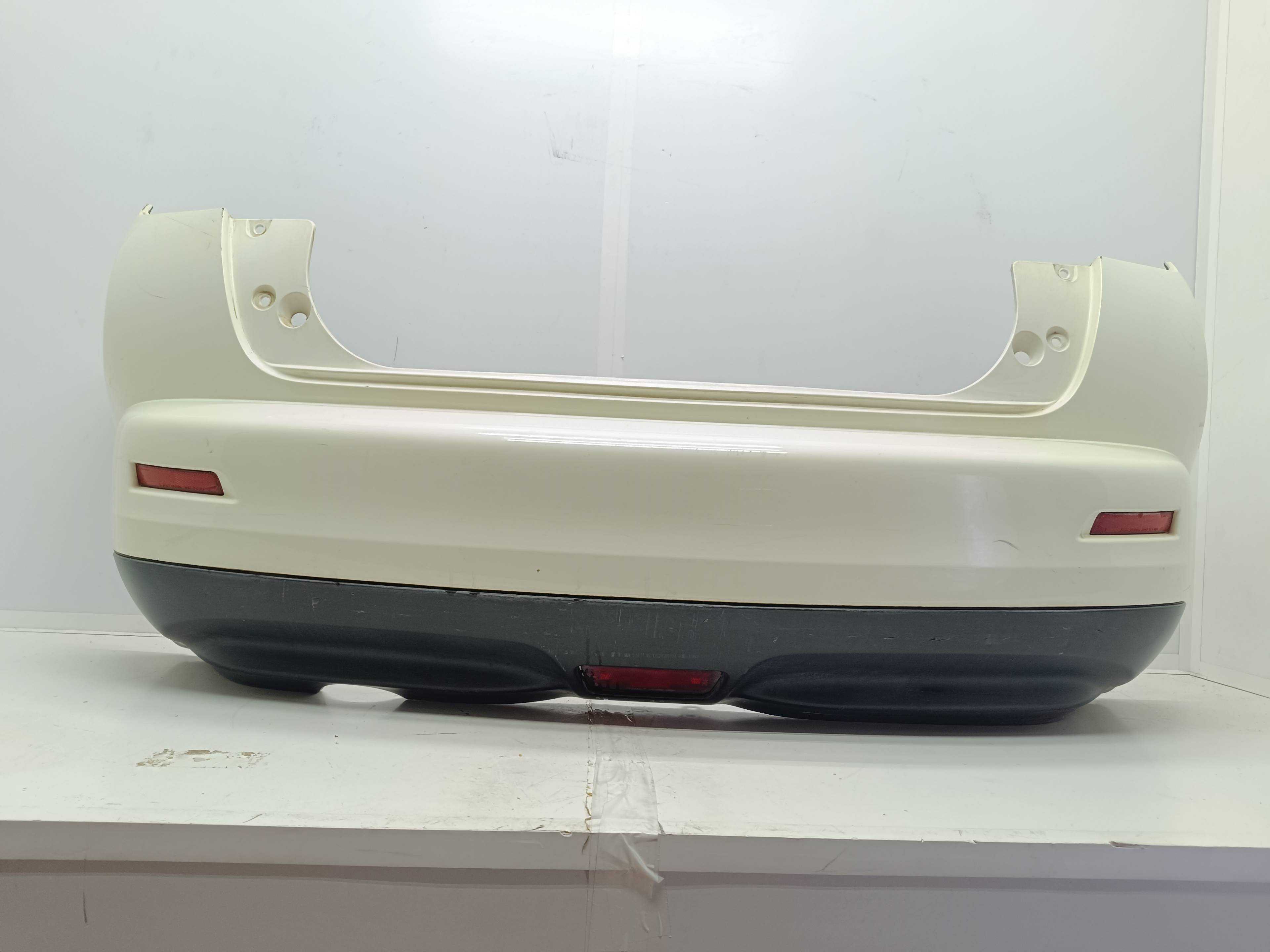 Recambio de paragolpes trasero para nissan juke (f15) acenta referencia OEM IAM  H50221KAFH 