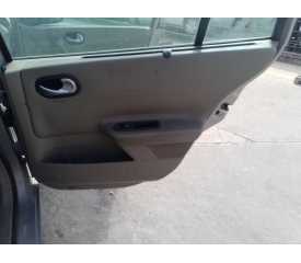 Recambio de guarnecido puerta trasera derecha para renault megane ii familiar authentique confort referencia OEM IAM   