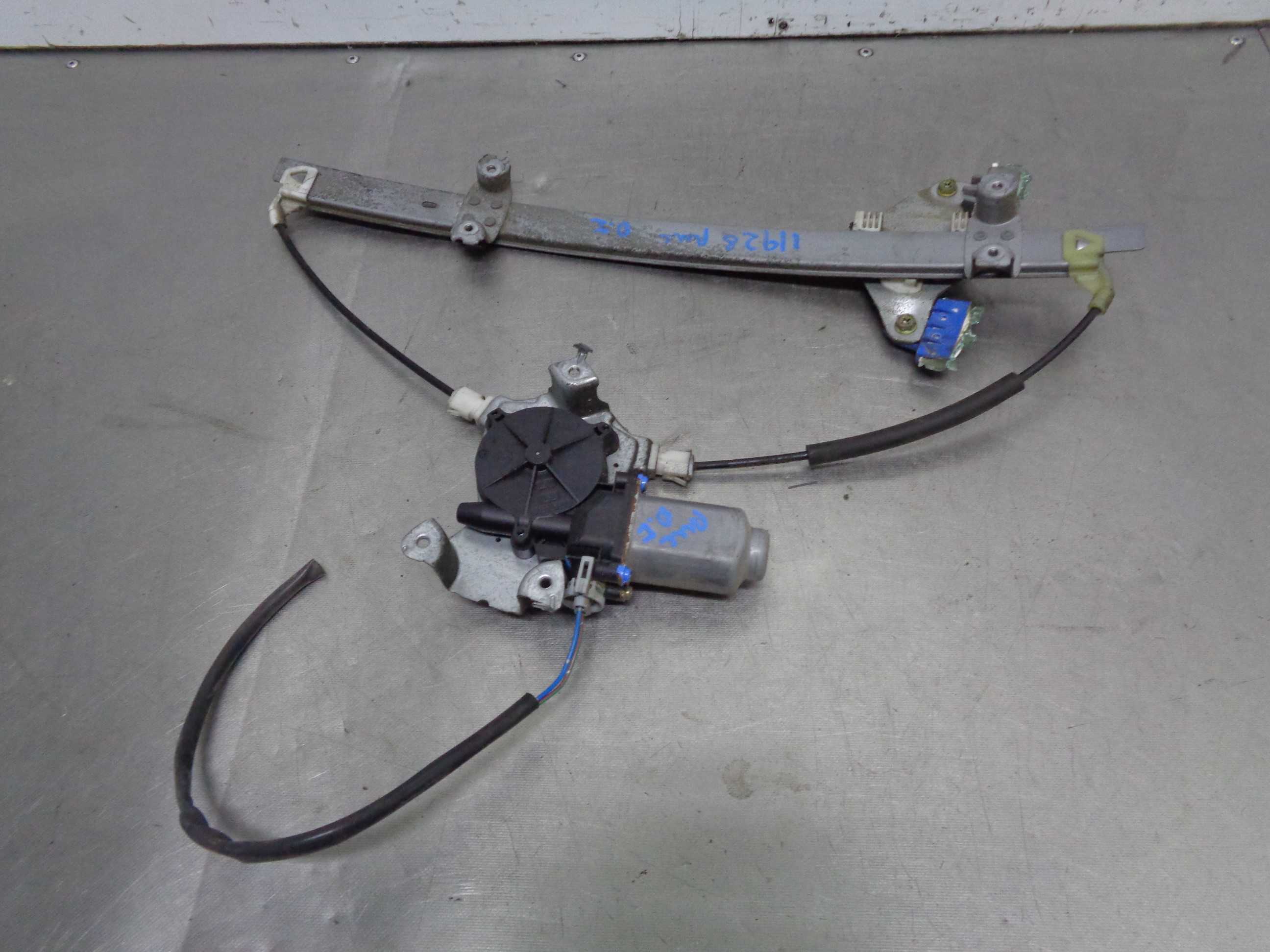Recambio de elevalunas delantero izquierdo para nissan almera (n16/e) acenta referencia OEM IAM   