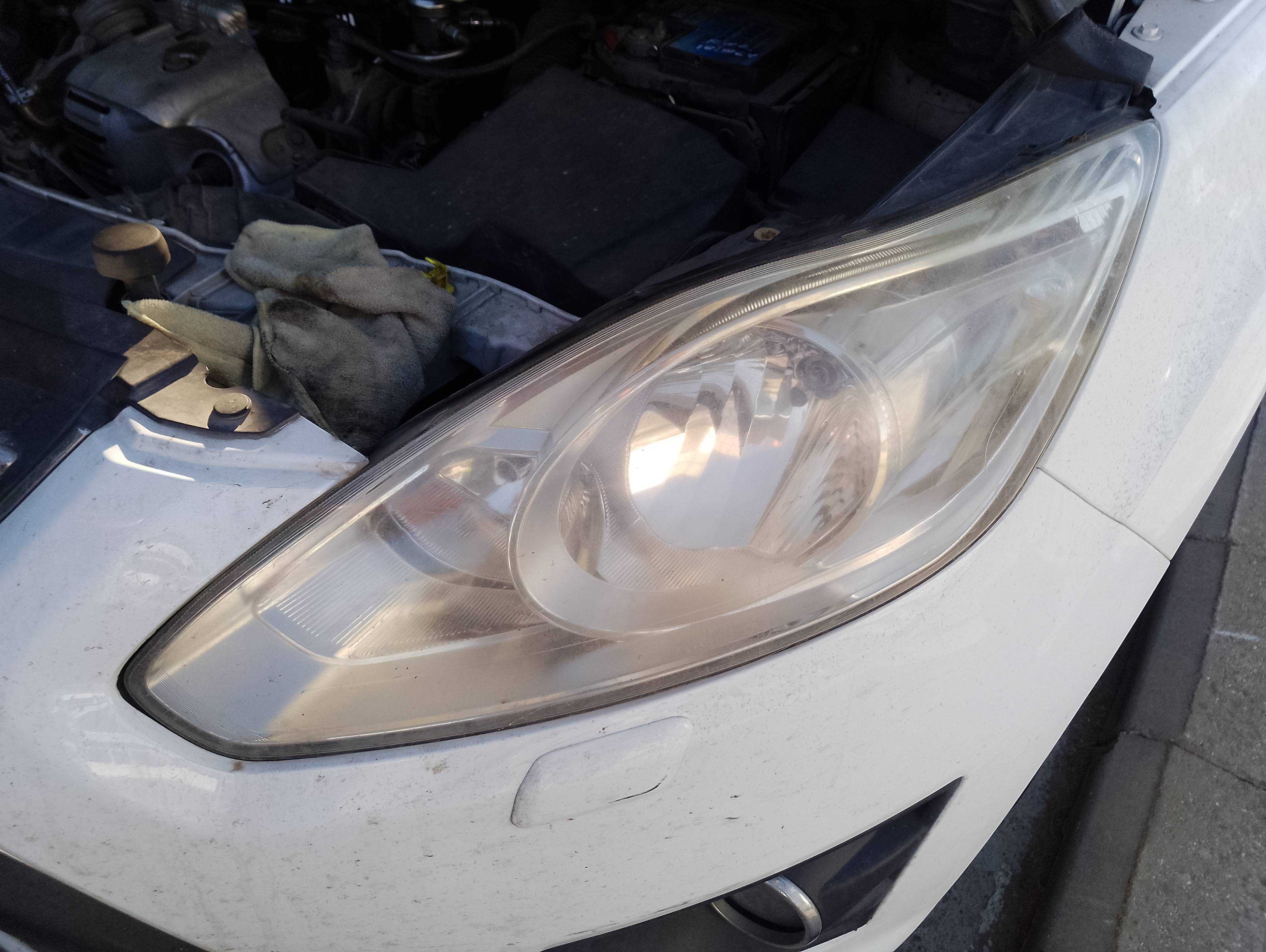 Recambio de faro izquierdo para ford c-max trend referencia OEM IAM   