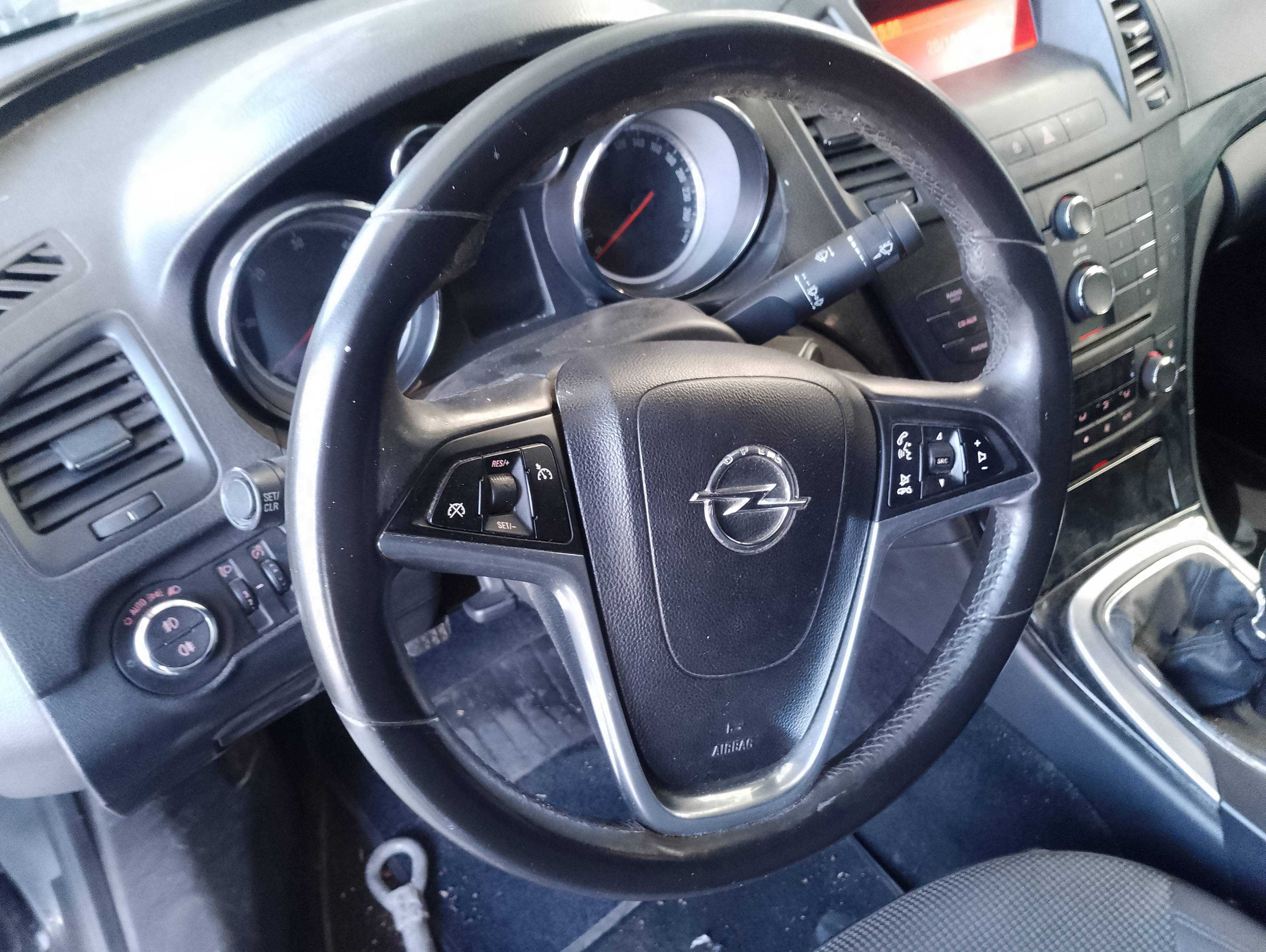 Recambio de volante para opel insignia berlina cosmo referencia OEM IAM   