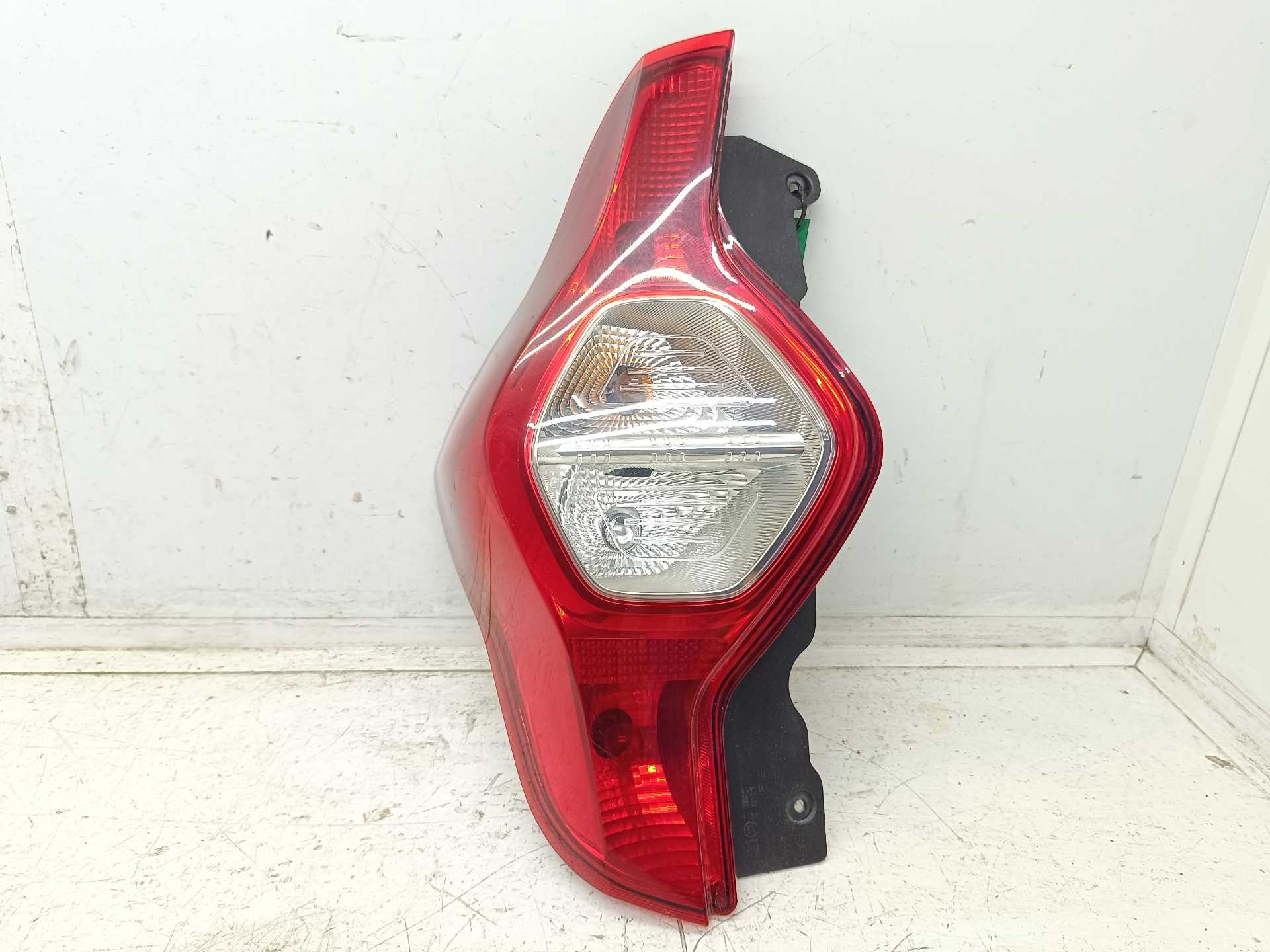 Recambio de piloto trasero izquierdo para dacia lodgy 15th anniversary referencia OEM IAM 265558016R 90009115 