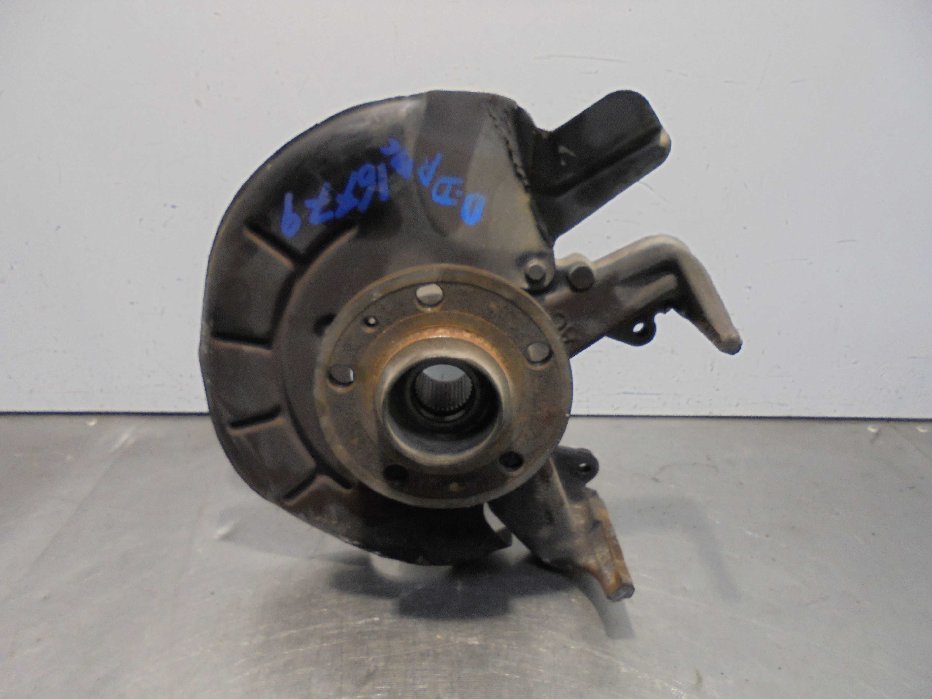 Recambio de mangueta delantera derecha para seat cordoba berlina (6l2) fresh referencia OEM IAM 6Q0258A  