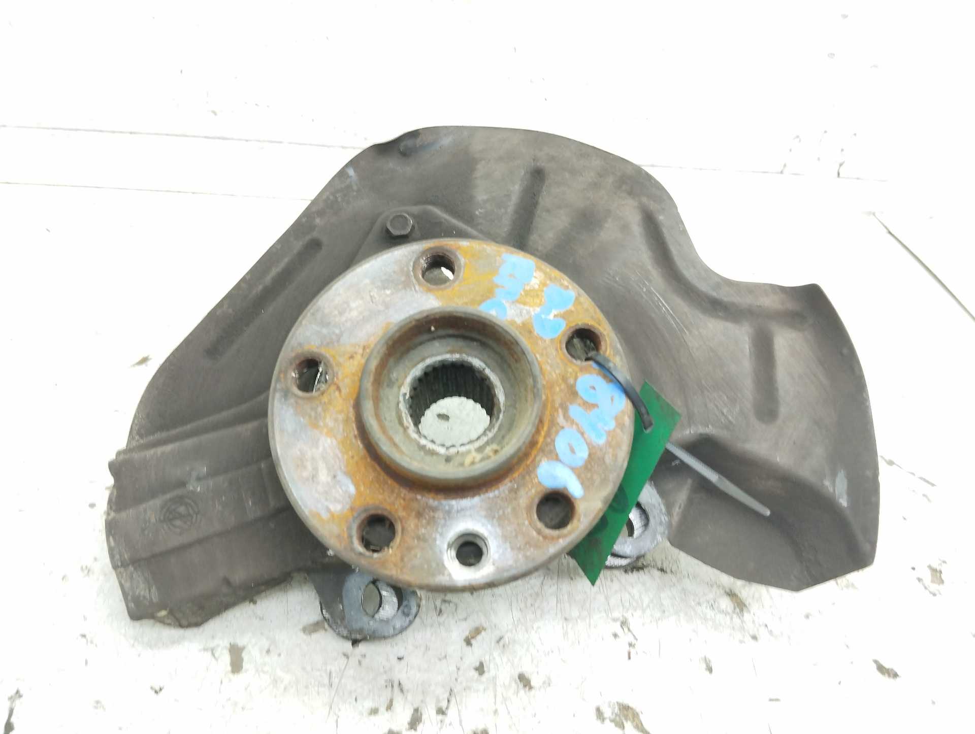 Recambio de mangueta delantera derecha para peugeot expert kombi 2.0 hdi (dw10bted) referencia OEM IAM  364734 