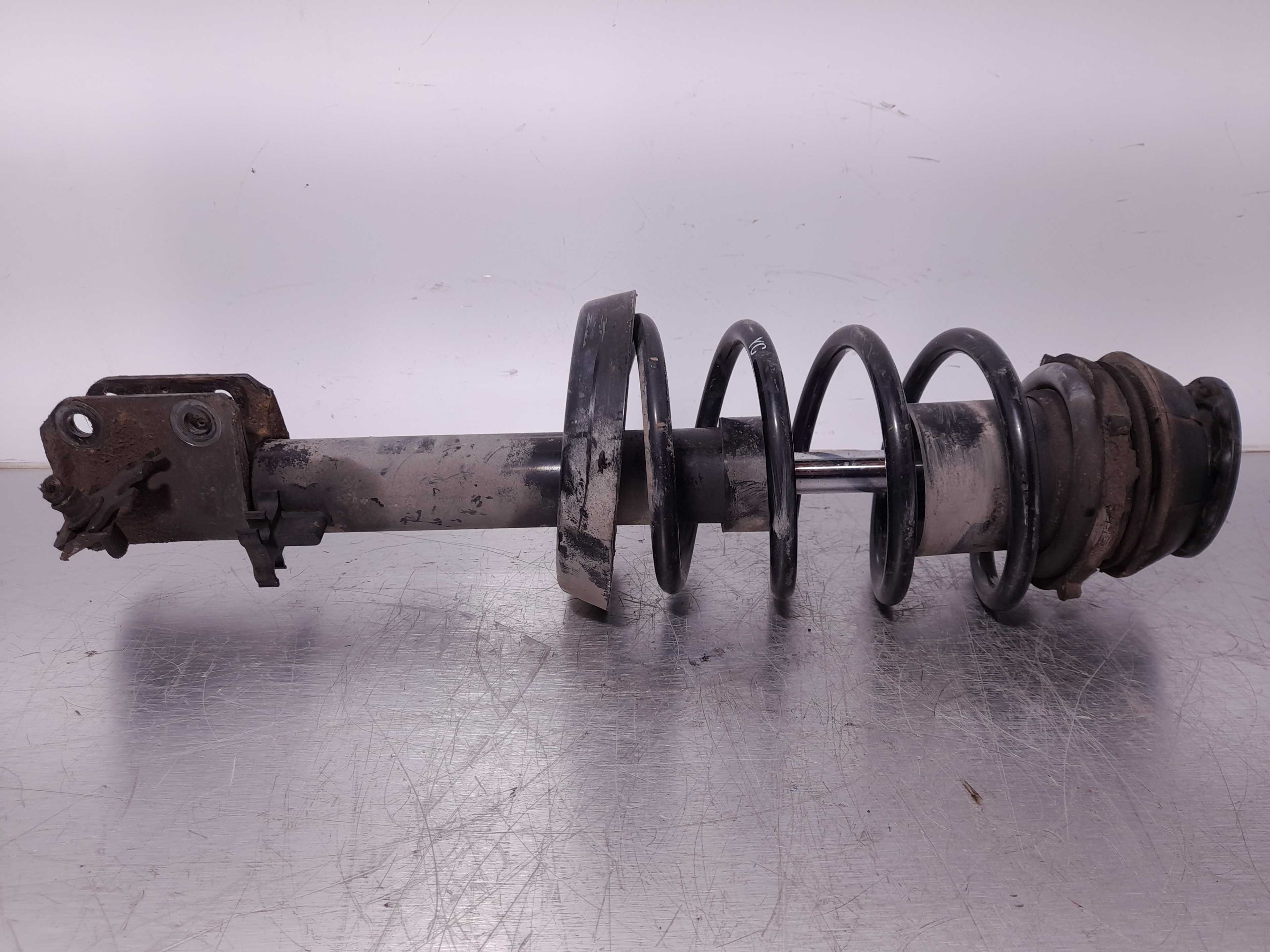 Recambio de amortiguador delantero derecho para opel vectra b berlina 2.0 dti referencia OEM IAM 824903553254 SACHS 