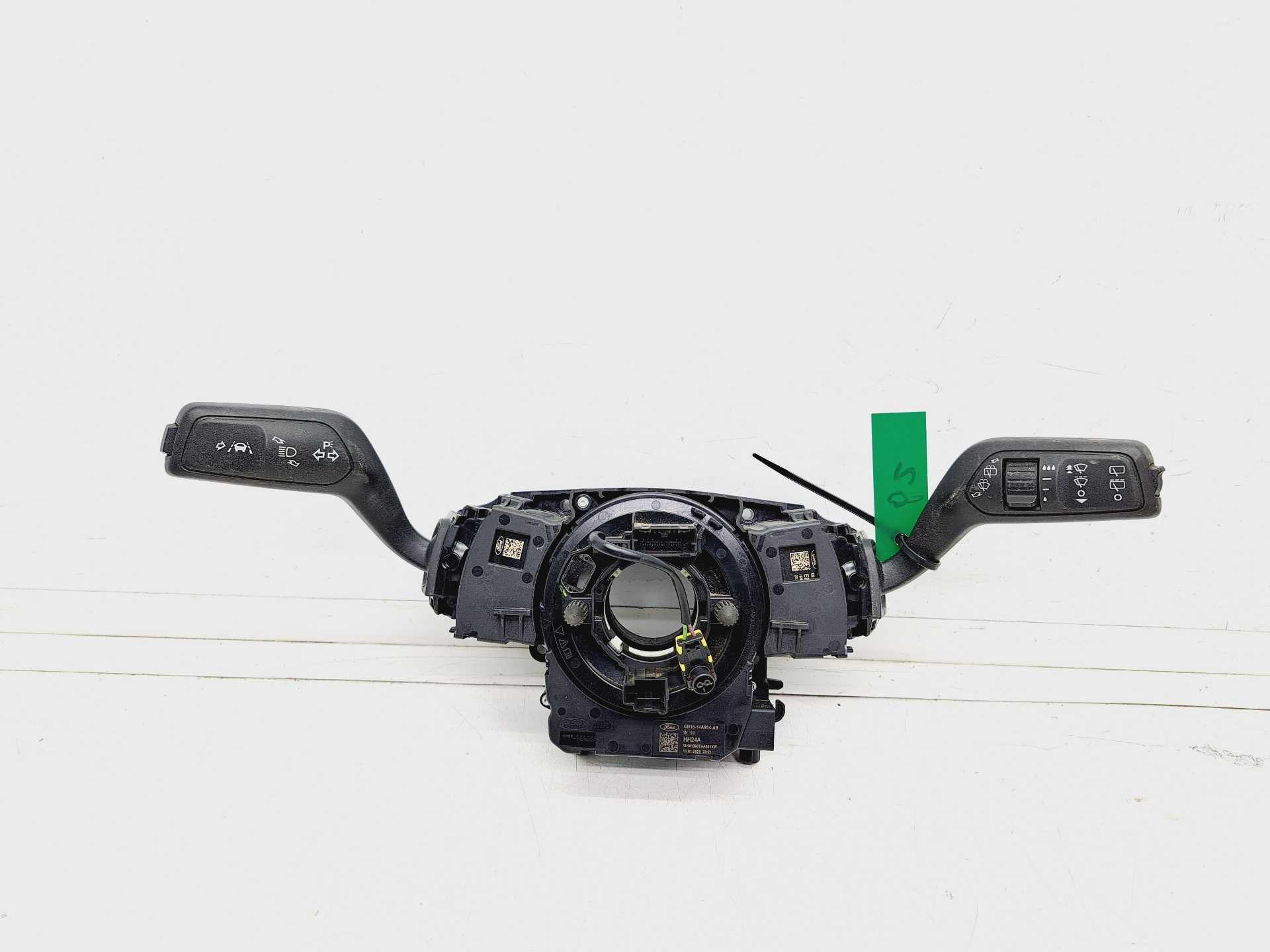 Recambio de mando intermitentes para ford puma hybrid st-line referencia OEM IAM GN1514A664AB  