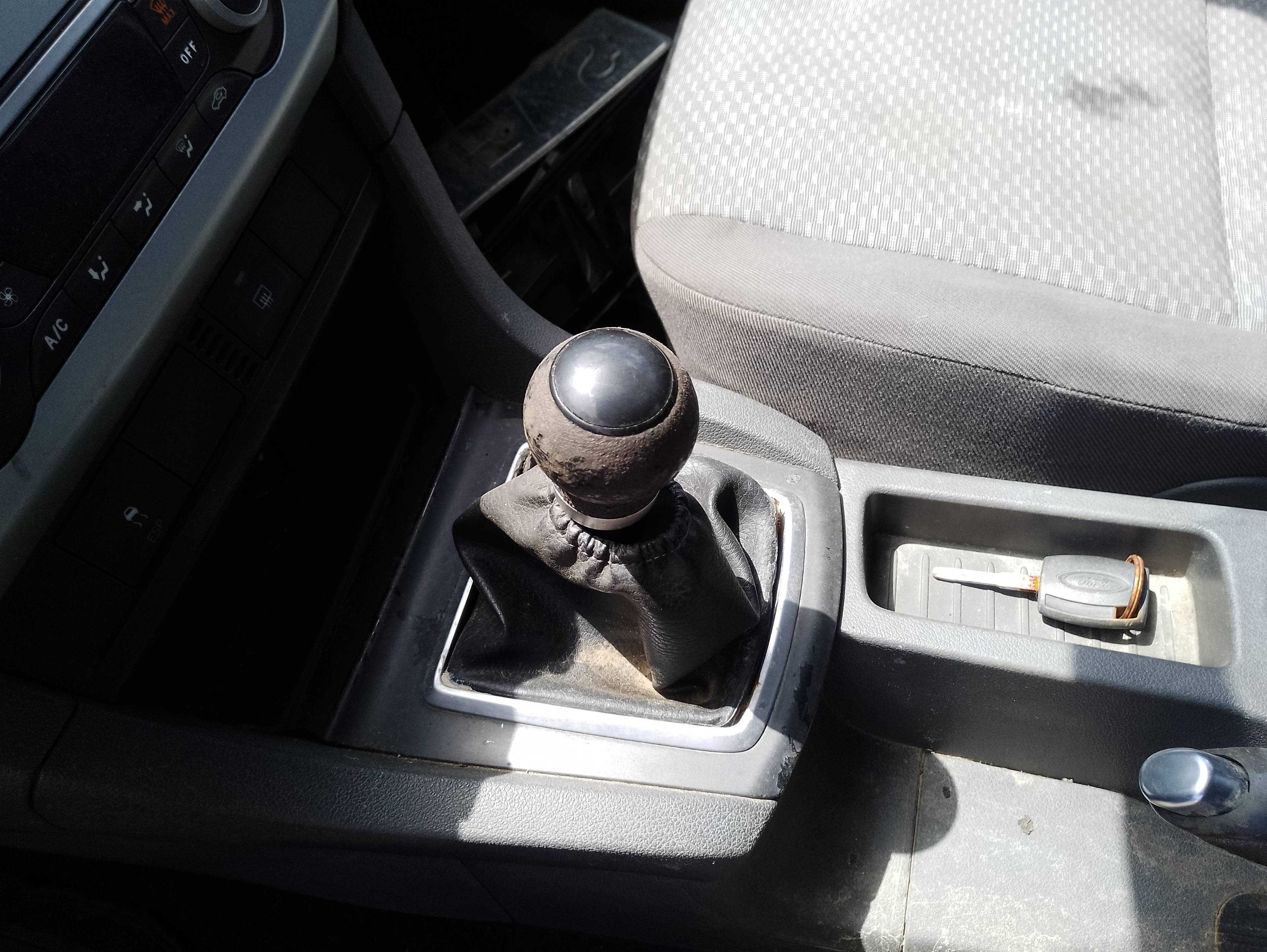 Recambio de palanca cambio para ford focus berlina (cap) ambiente (d) referencia OEM IAM   