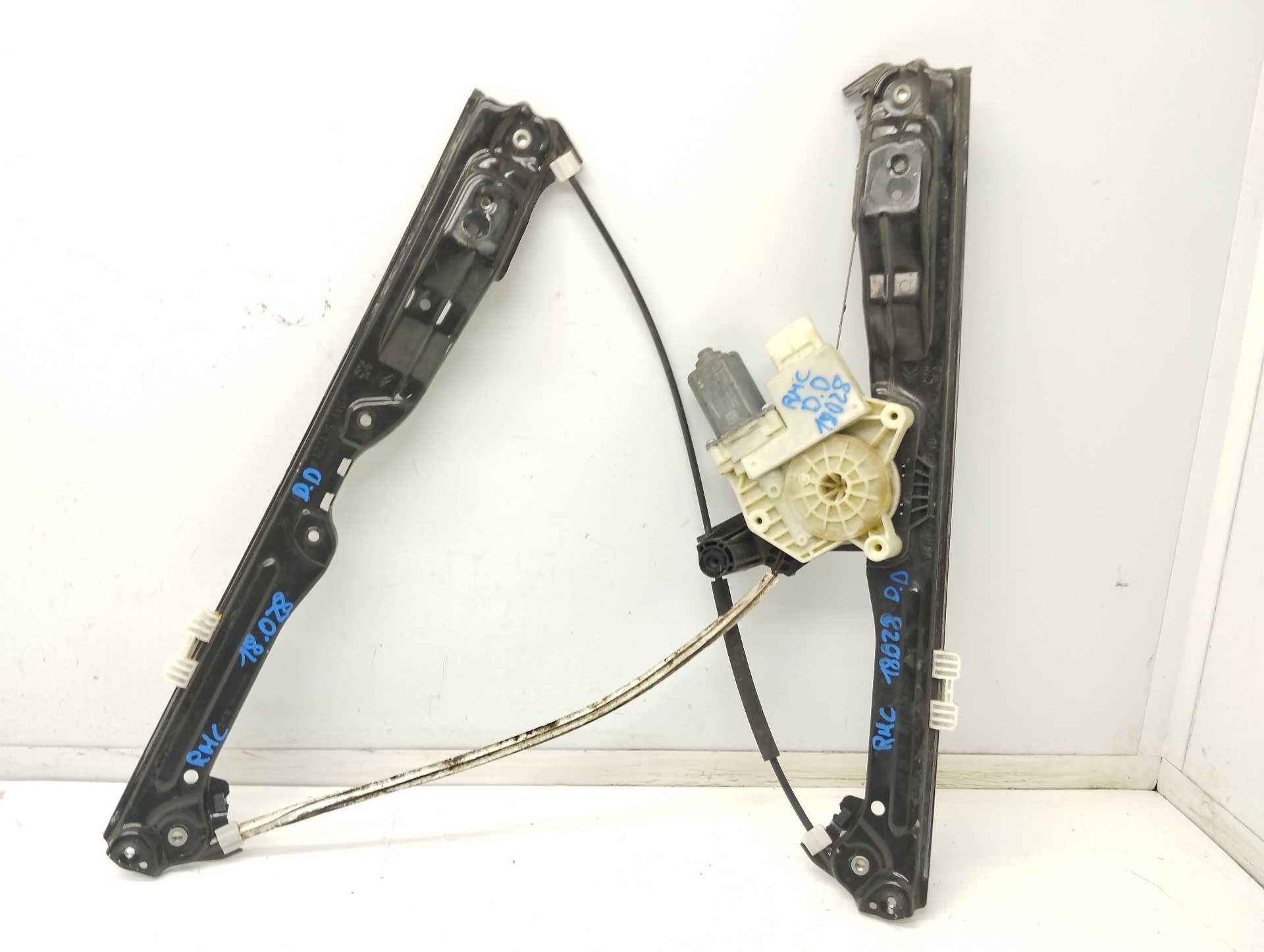 Recambio de elevalunas delantero derecho para peugeot 308 active referencia OEM IAM 9678189780  