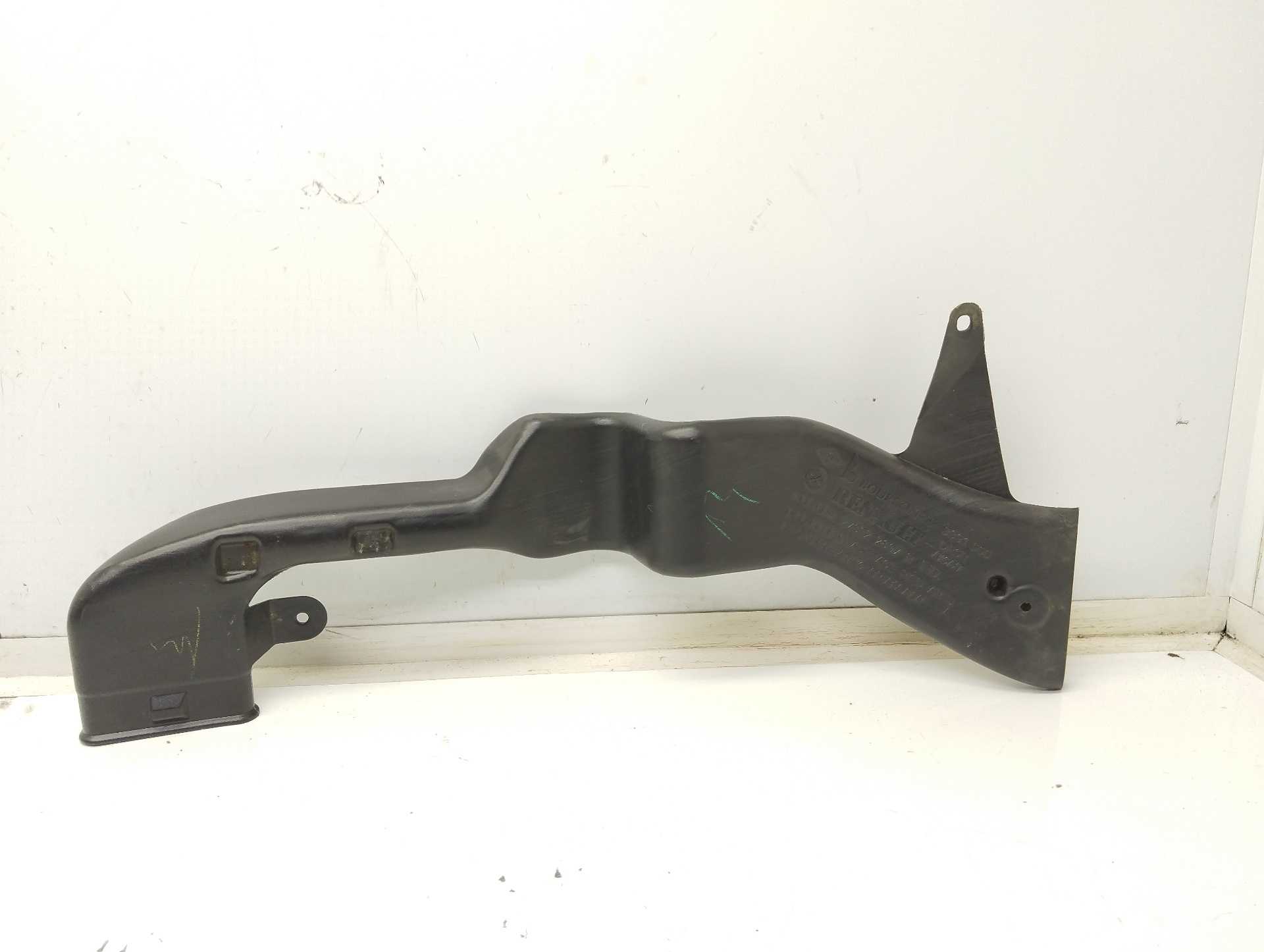 Recambio de moldura interior para renault scenic iv black edition referencia OEM IAM 279322897R  