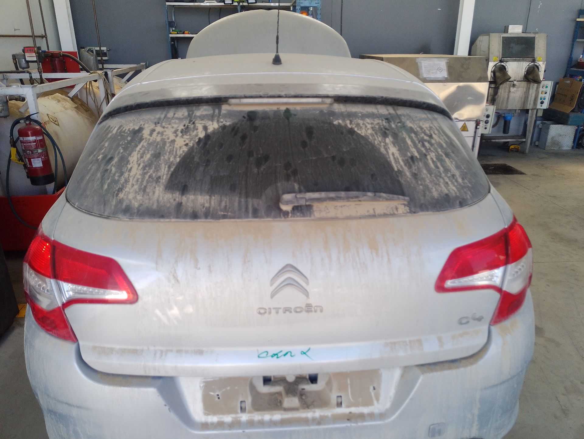 Recambio de porton trasero para citroën c4 ii (nc_) 1.6 hdi 90 referencia OEM IAM 8701FQ  