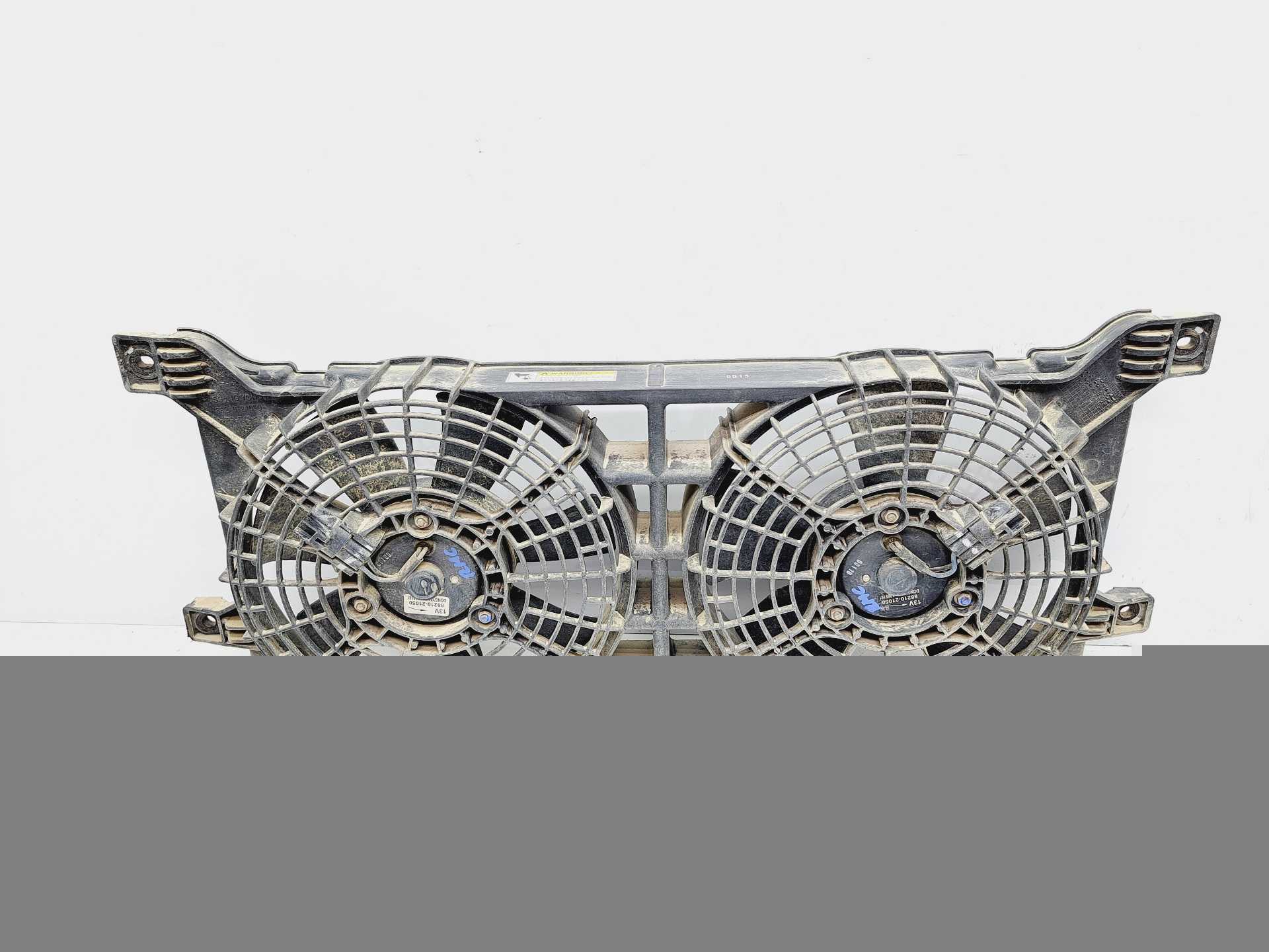 Recambio de electroventilador para ssangyong rodius xdi referencia OEM IAM 8821021050 DONGYANG 