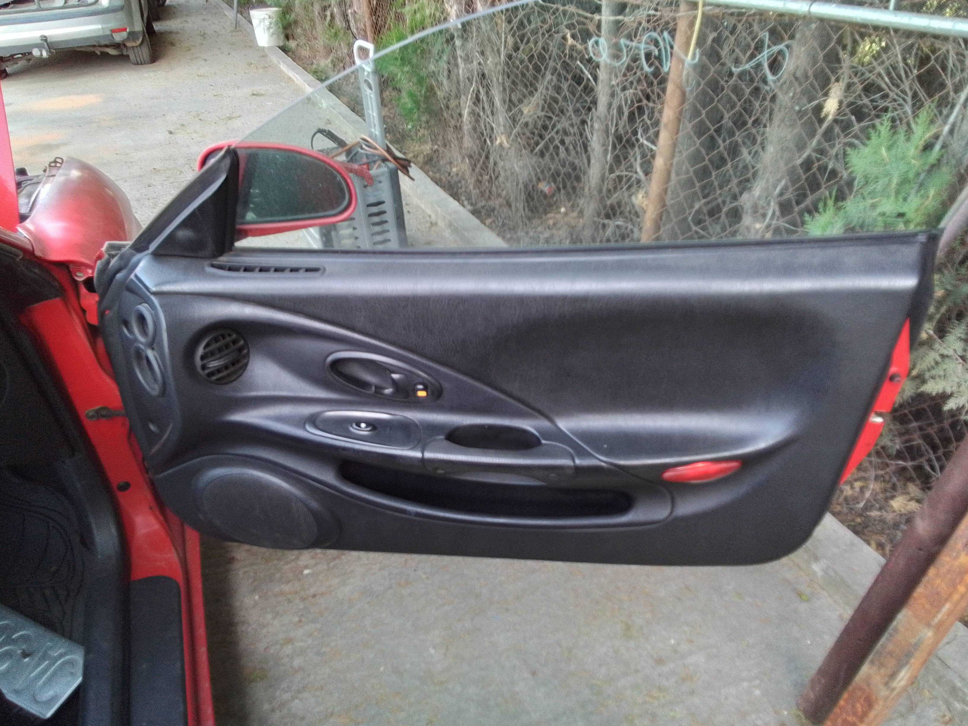 Recambio de guarnecido puerta delantera derecha para hyundai coupe (j2) 1.6 fx coupe referencia OEM IAM   