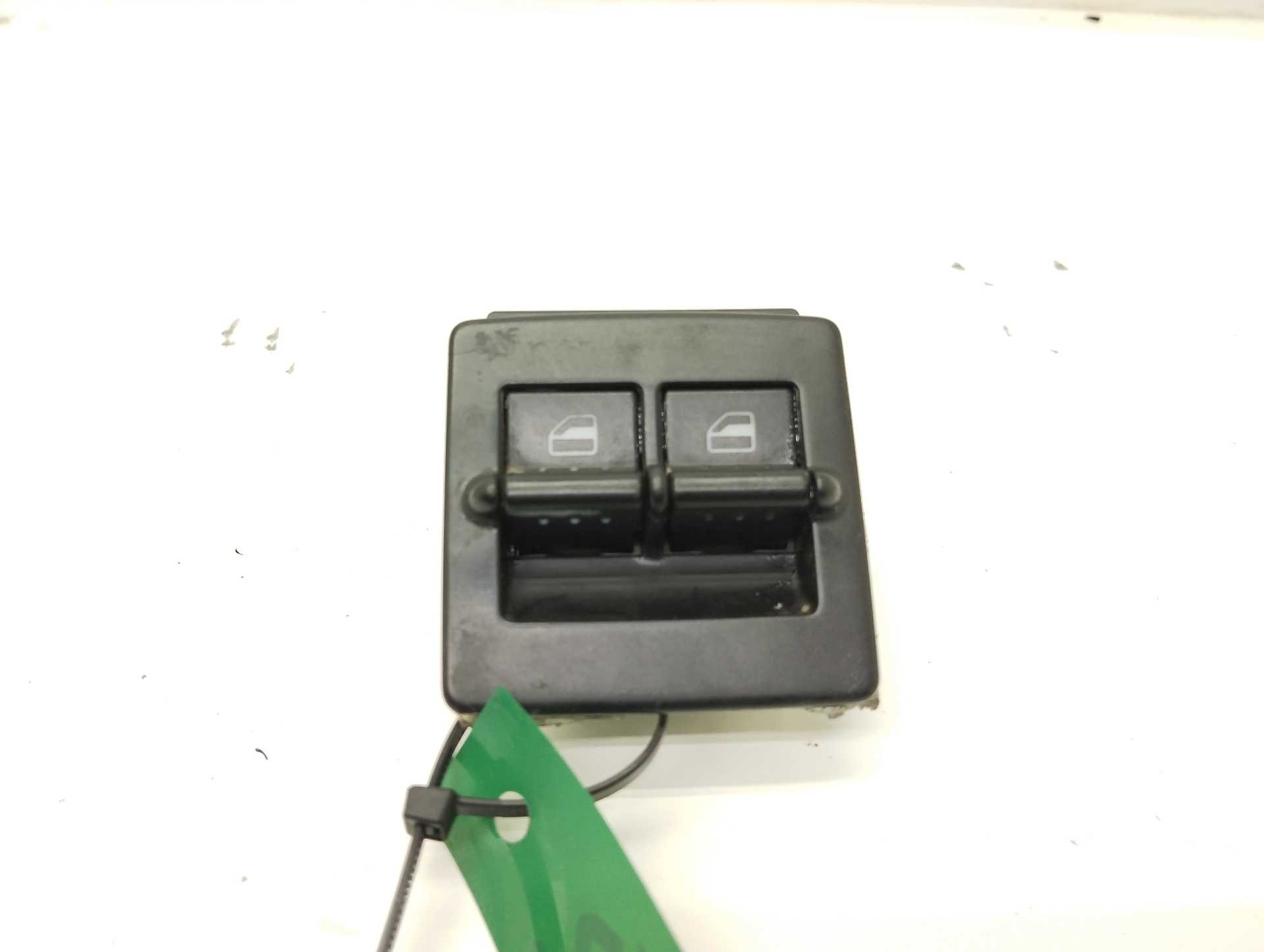 Recambio de mando elevalunas delantero izquierdo para volkswagen new beetle (9c1/1c1) 1.9 tdi referencia OEM IAM 1C0959527  