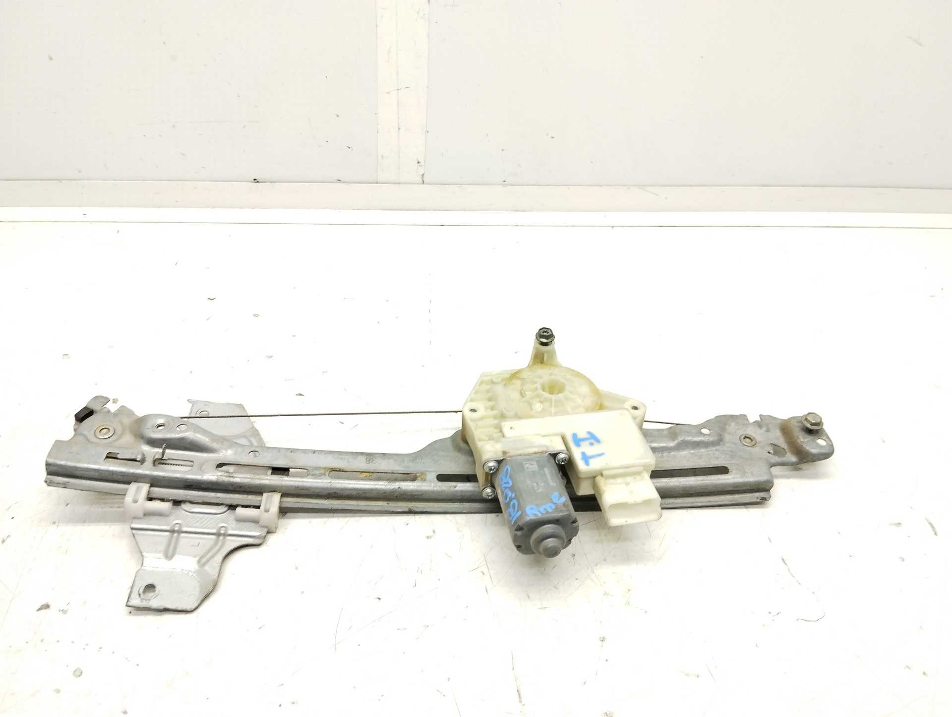 Recambio de elevalunas trasero izquierdo para peugeot 308 active referencia OEM IAM   