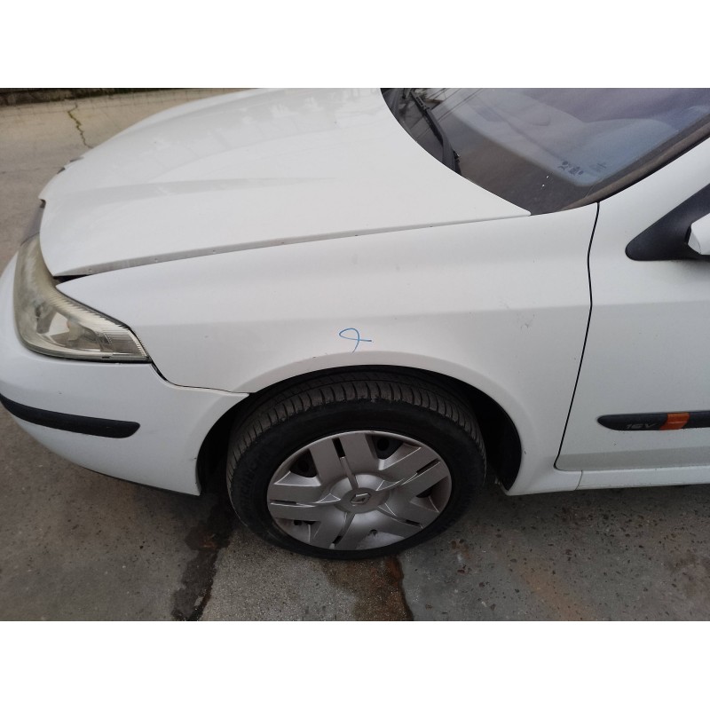 Recambio de aleta delantera izquierda para renault laguna ii (bg0) authentique referencia OEM IAM 8200295803  