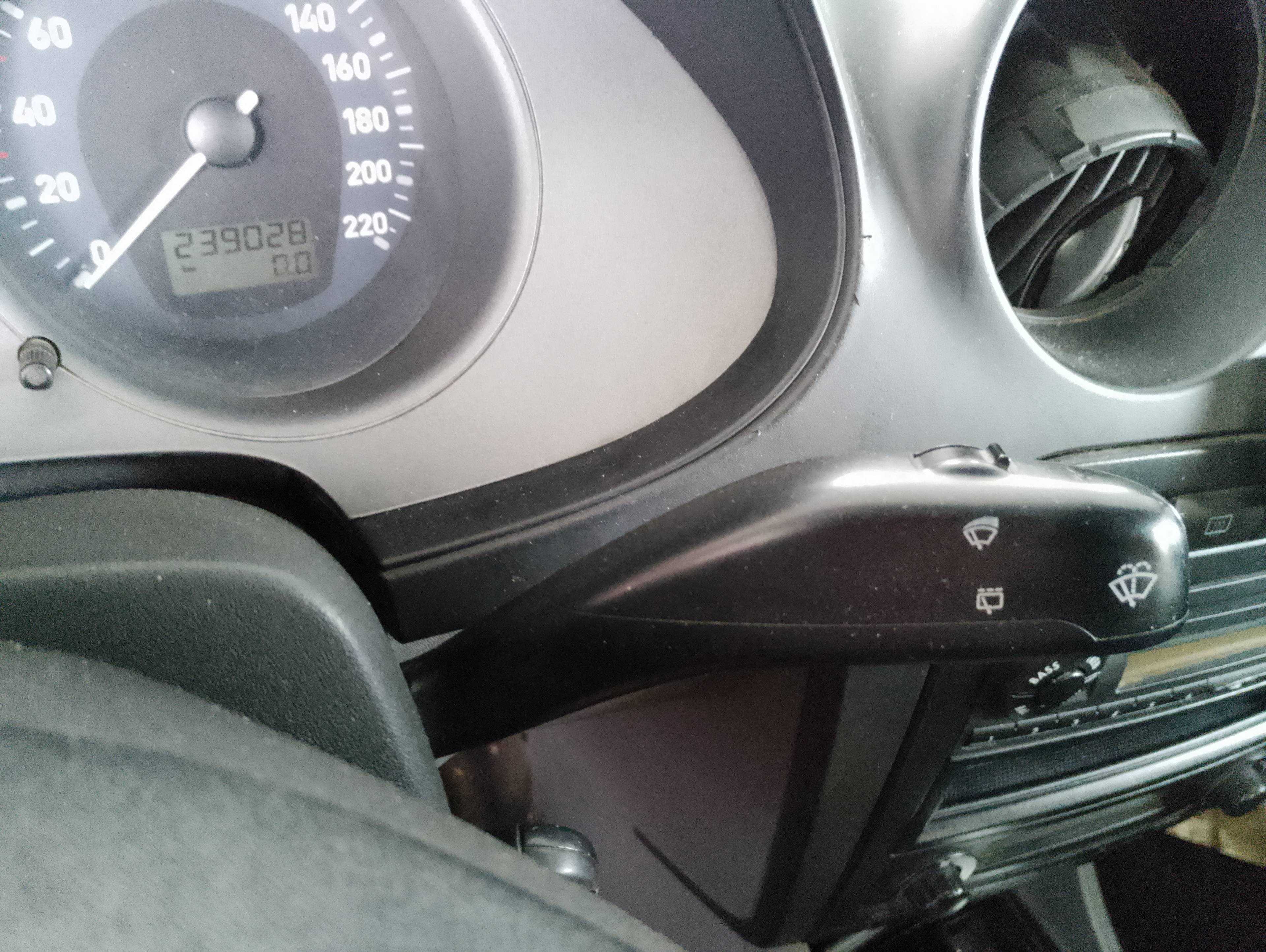 Recambio de mando limpia para seat ibiza (6l1) hit referencia OEM IAM   