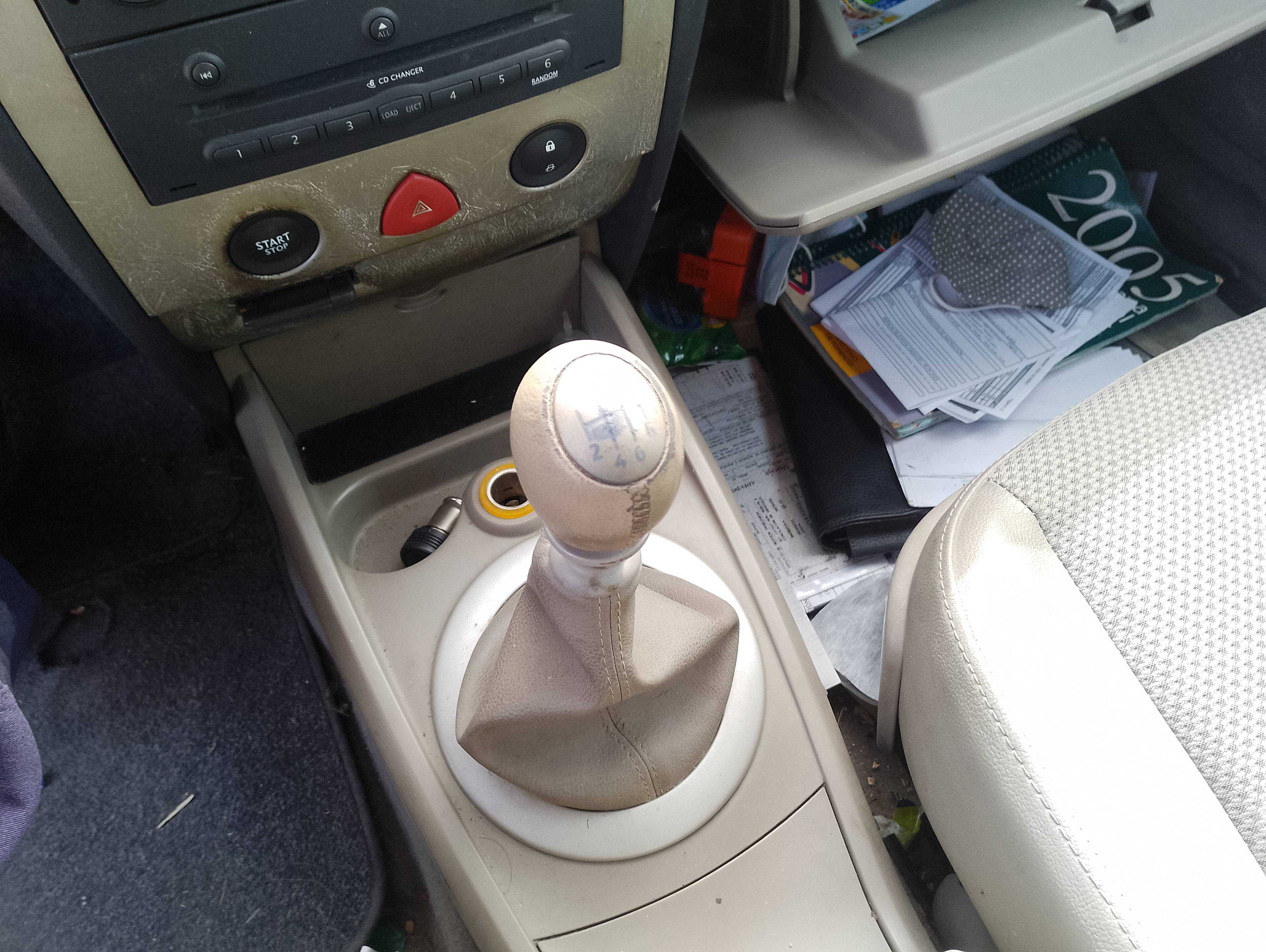 Recambio de palanca cambio para renault megane ii familiar authentique confort referencia OEM IAM   