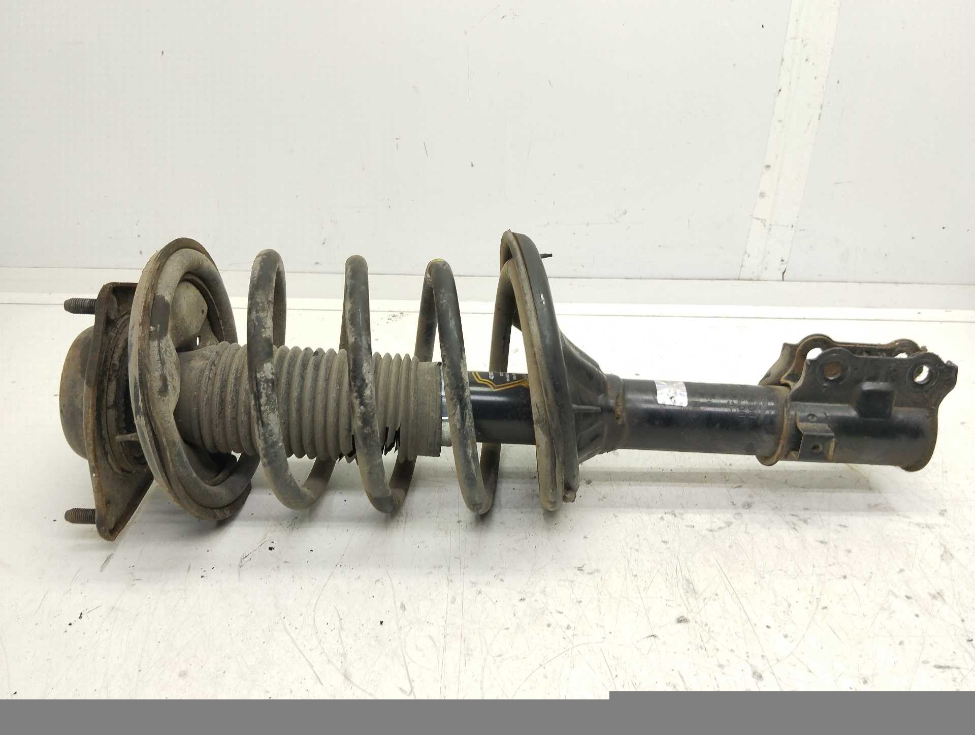 Recambio de amortiguador delantero derecho para hyundai matrix (fc) 1.5 crdi gls referencia OEM IAM 423093JP  
