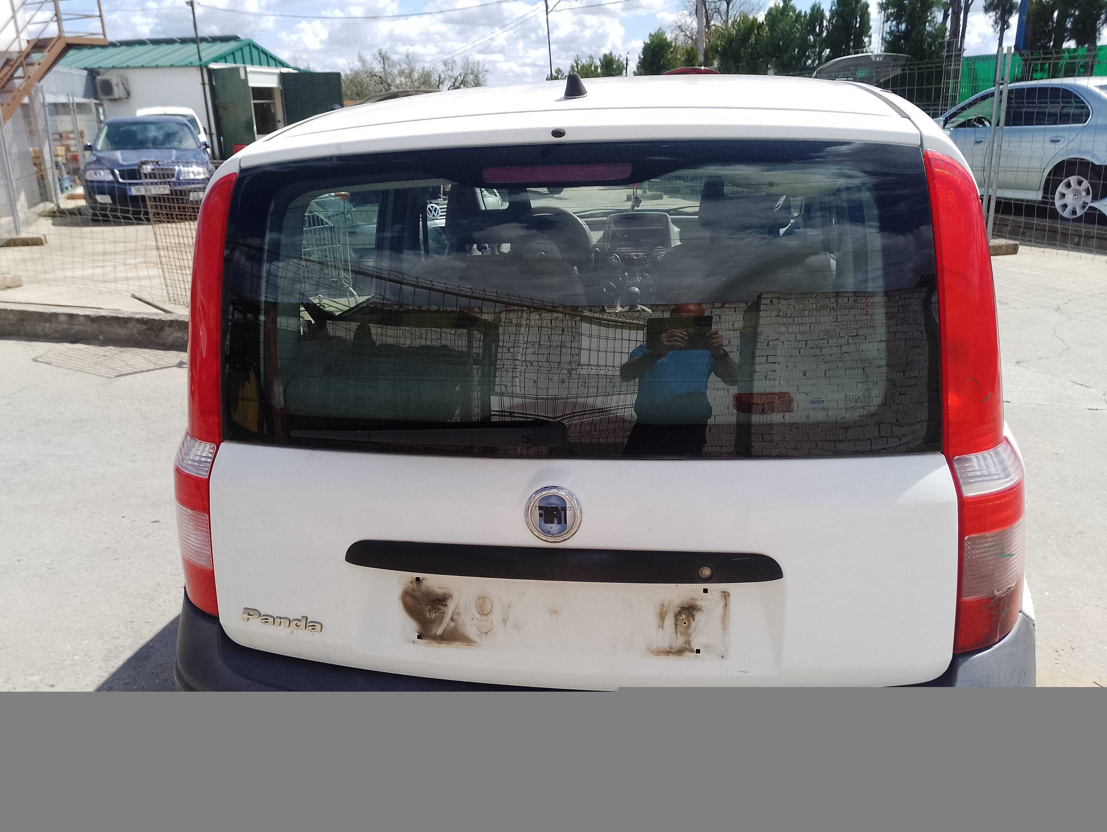 Recambio de porton trasero para fiat panda (169) 1.1 8v referencia OEM IAM   