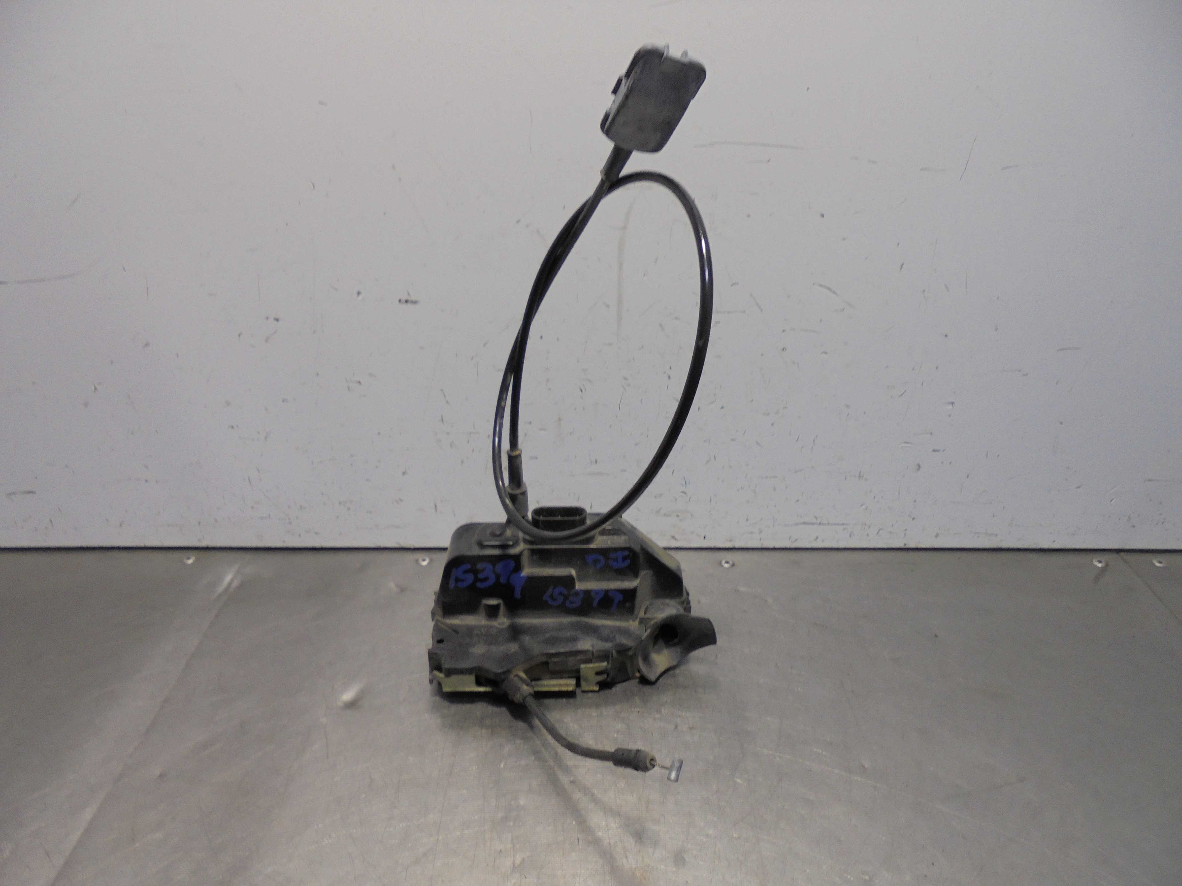 Recambio de cerradura puerta delantera izquierda para renault megane ii coupe/cabrio authentique referencia OEM IAM 493176  