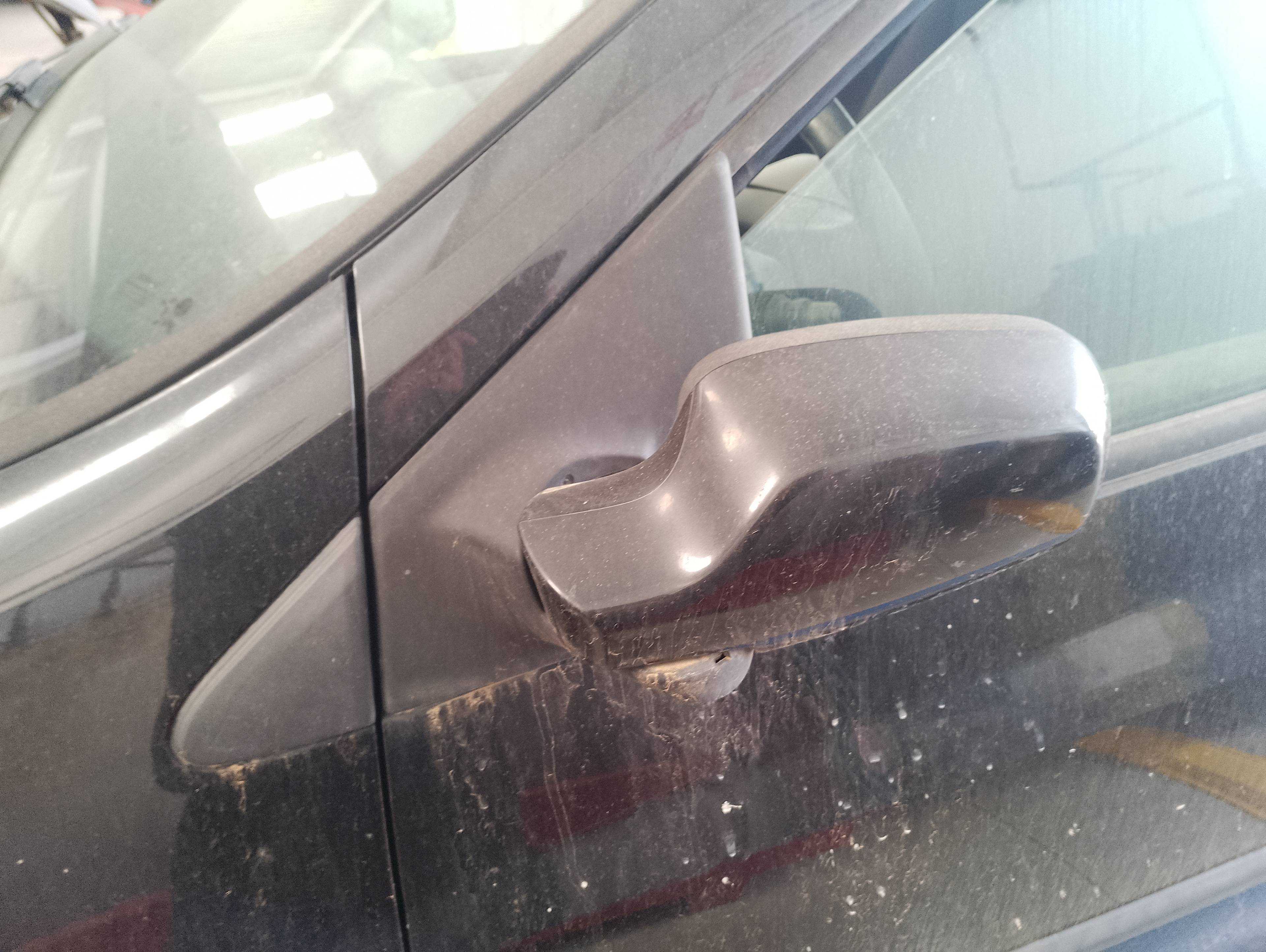 Recambio de retrovisor izquierdo para renault clio iii referencia OEM IAM   