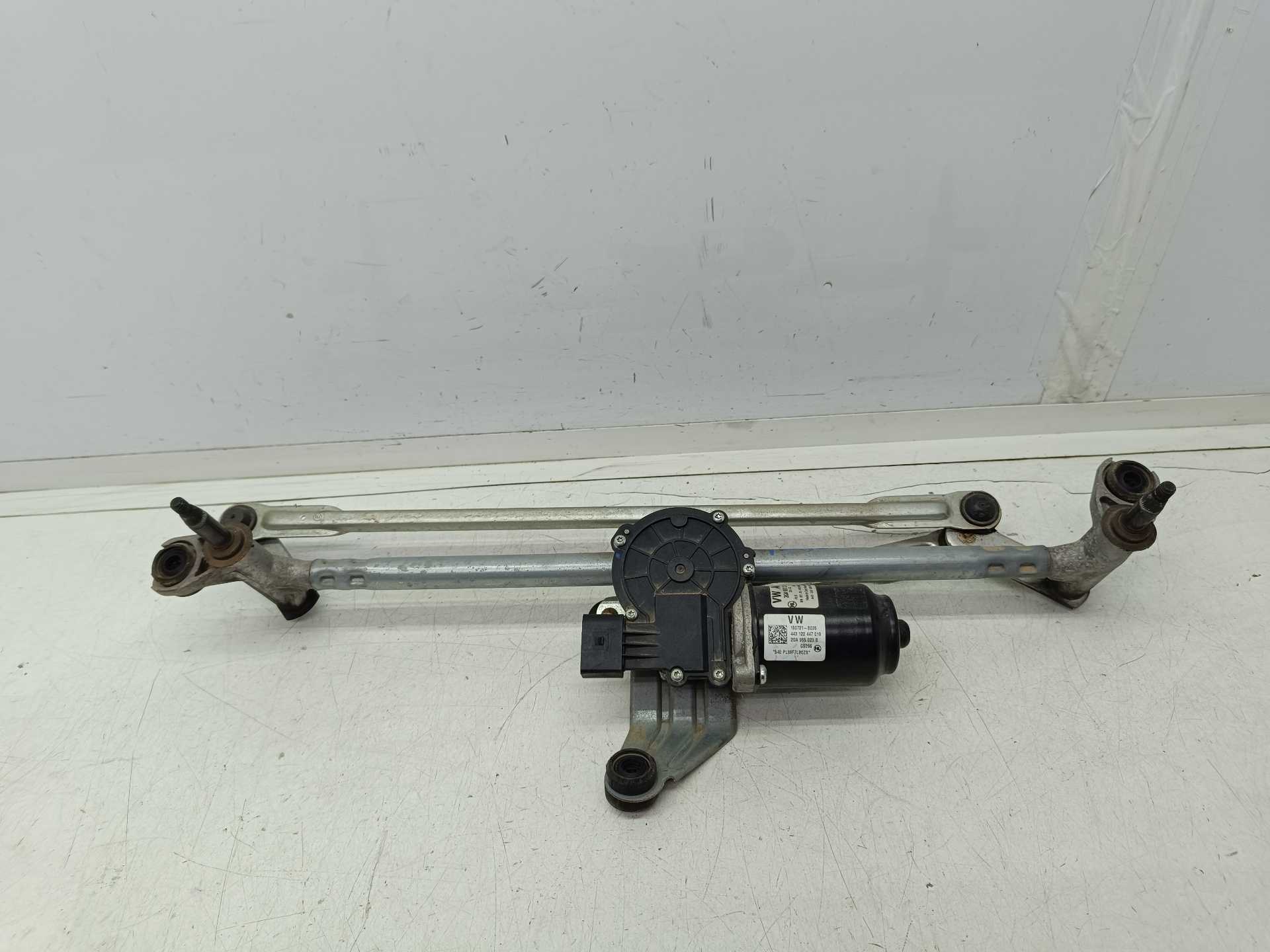 Recambio de motor limpia delantero para volkswagen t-roc (d11) basis referencia OEM IAM 2GA955113A 2GA955023B 