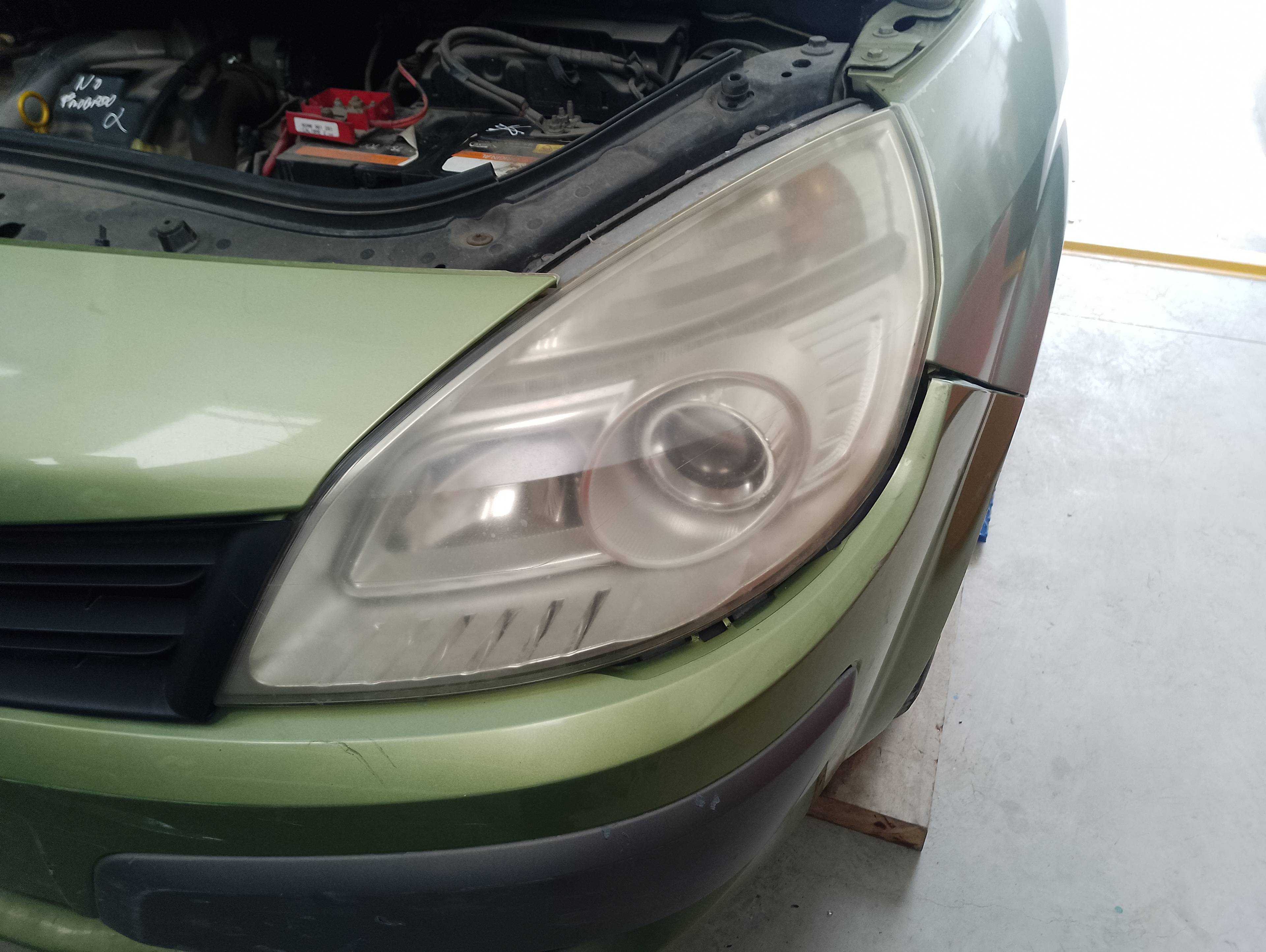 Recambio de faro izquierdo para renault scenic ii authentique referencia OEM IAM   
