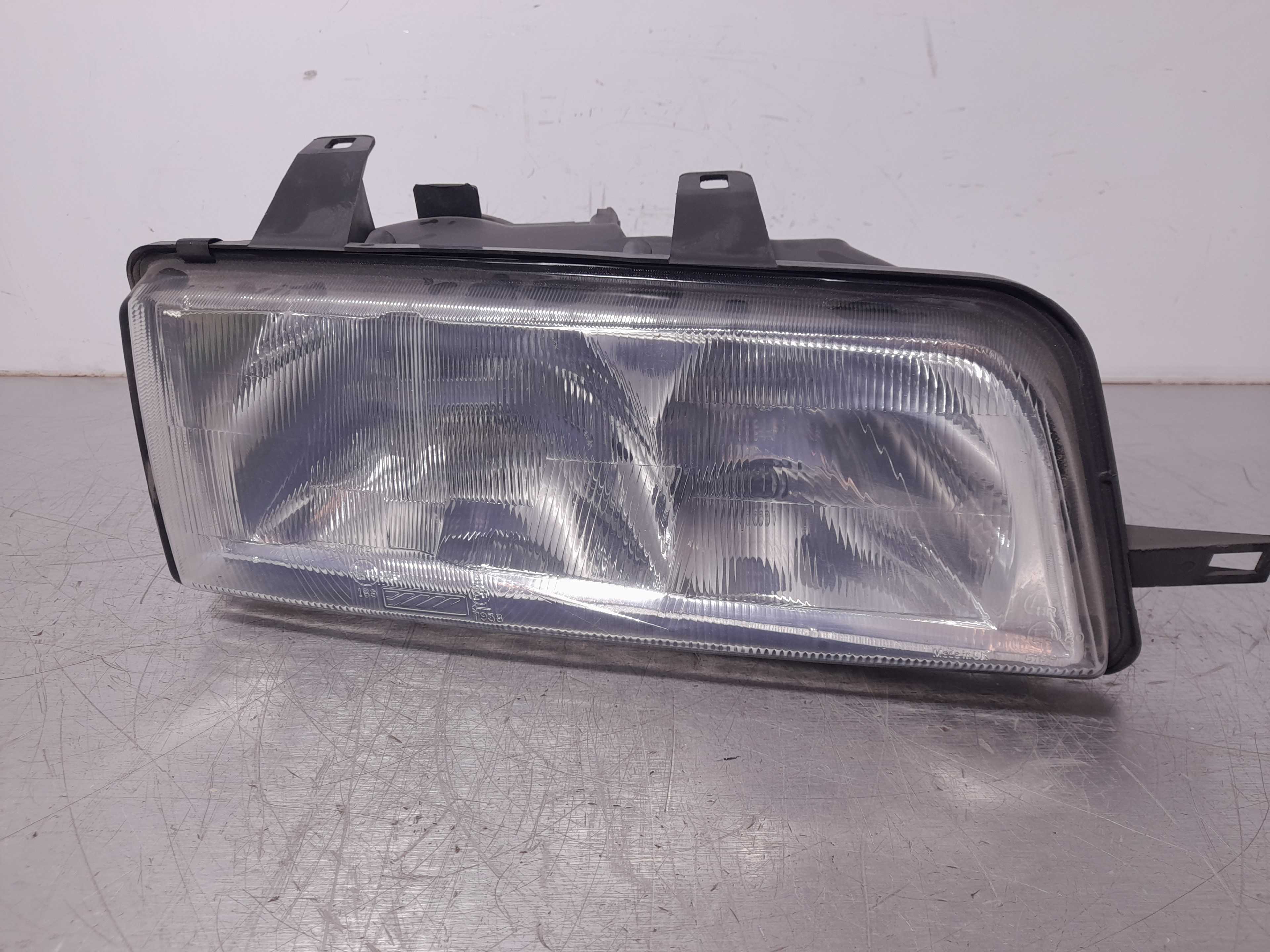 Recambio de faro derecho para mg serie 800 (rs) referencia OEM IAM  54531570 