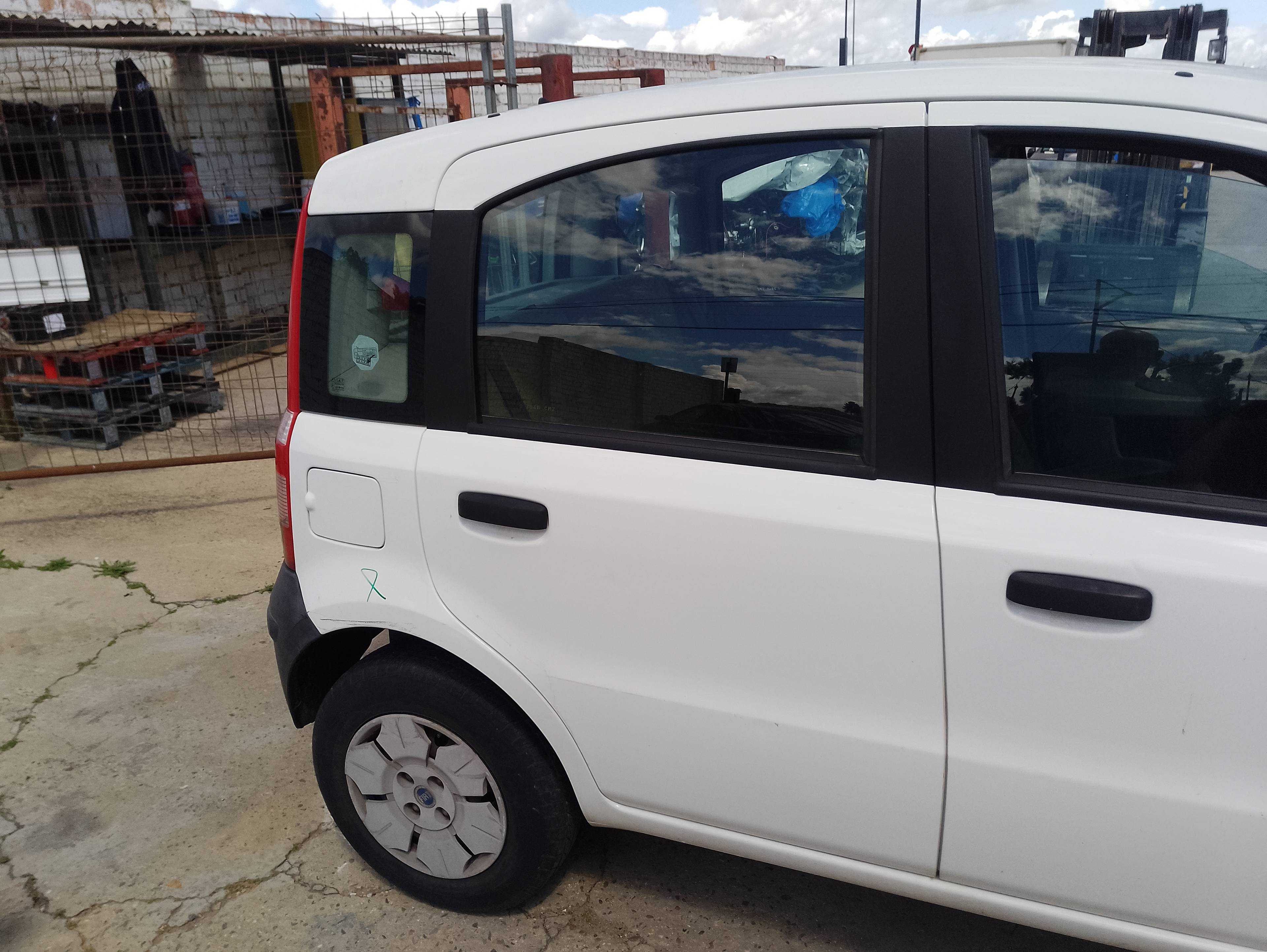 Recambio de puerta trasera derecha para fiat panda (169) 1.1 8v referencia OEM IAM   