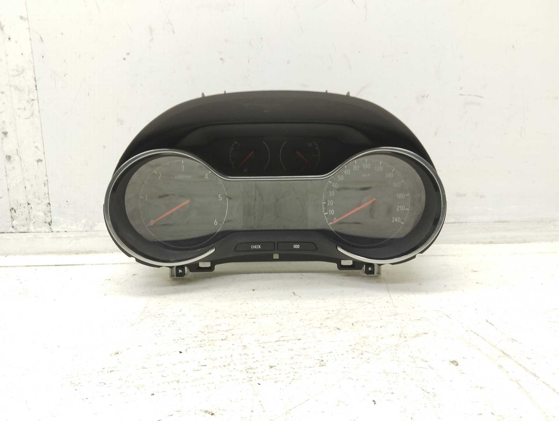 Recambio de cuadro instrumentos para opel crossland x design line referencia OEM IAM 9822632880  