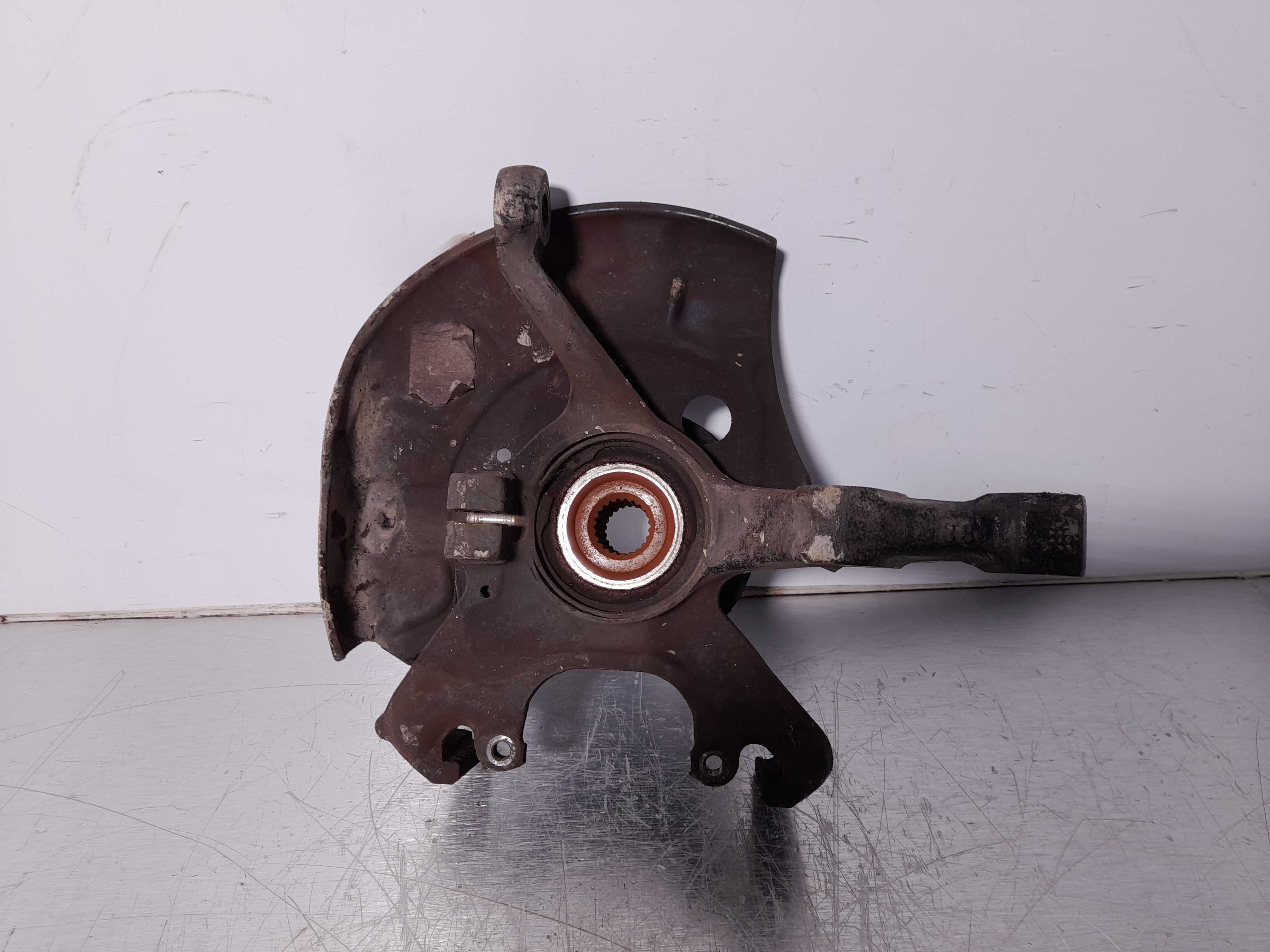 Recambio de mangueta delantera izquierda para seat ibiza (6k1) select referencia OEM IAM   