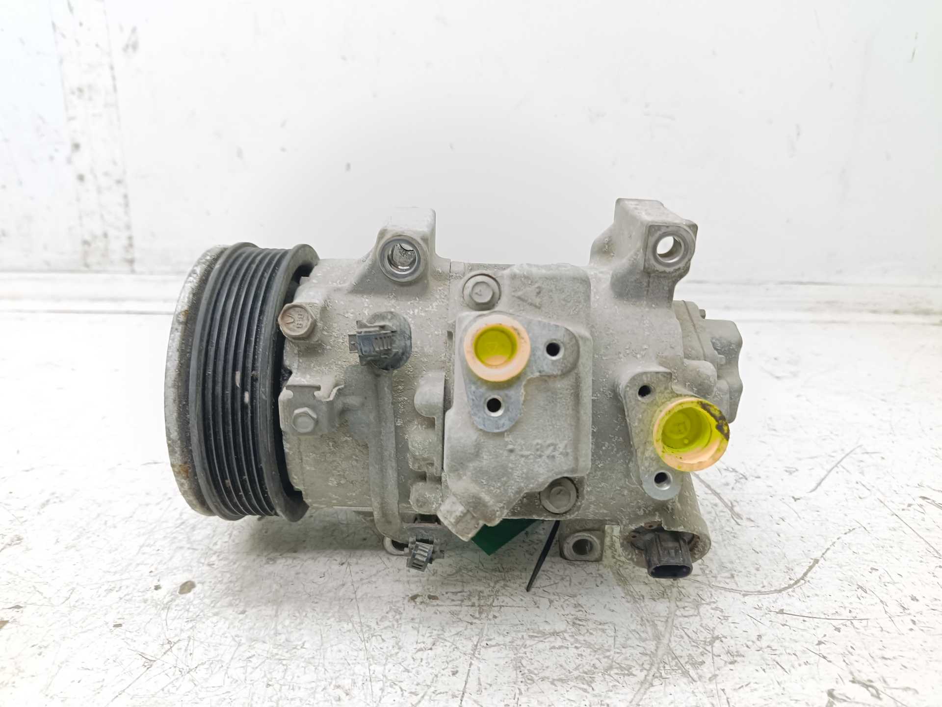 Recambio de compresor aire acondicionado para toyota auris luna referencia OEM IAM GE4472601494  