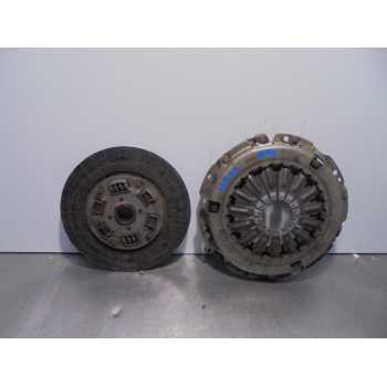 Recambio de kit embrague para toyota corolla (e12) 2.0 turbodiesel cat referencia OEM IAM   