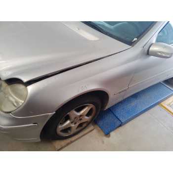 Recambio de aleta delantera izquierda para mercedes-benz clase c (w203) berlina 270 cdi (203.016) referencia OEM IAM   