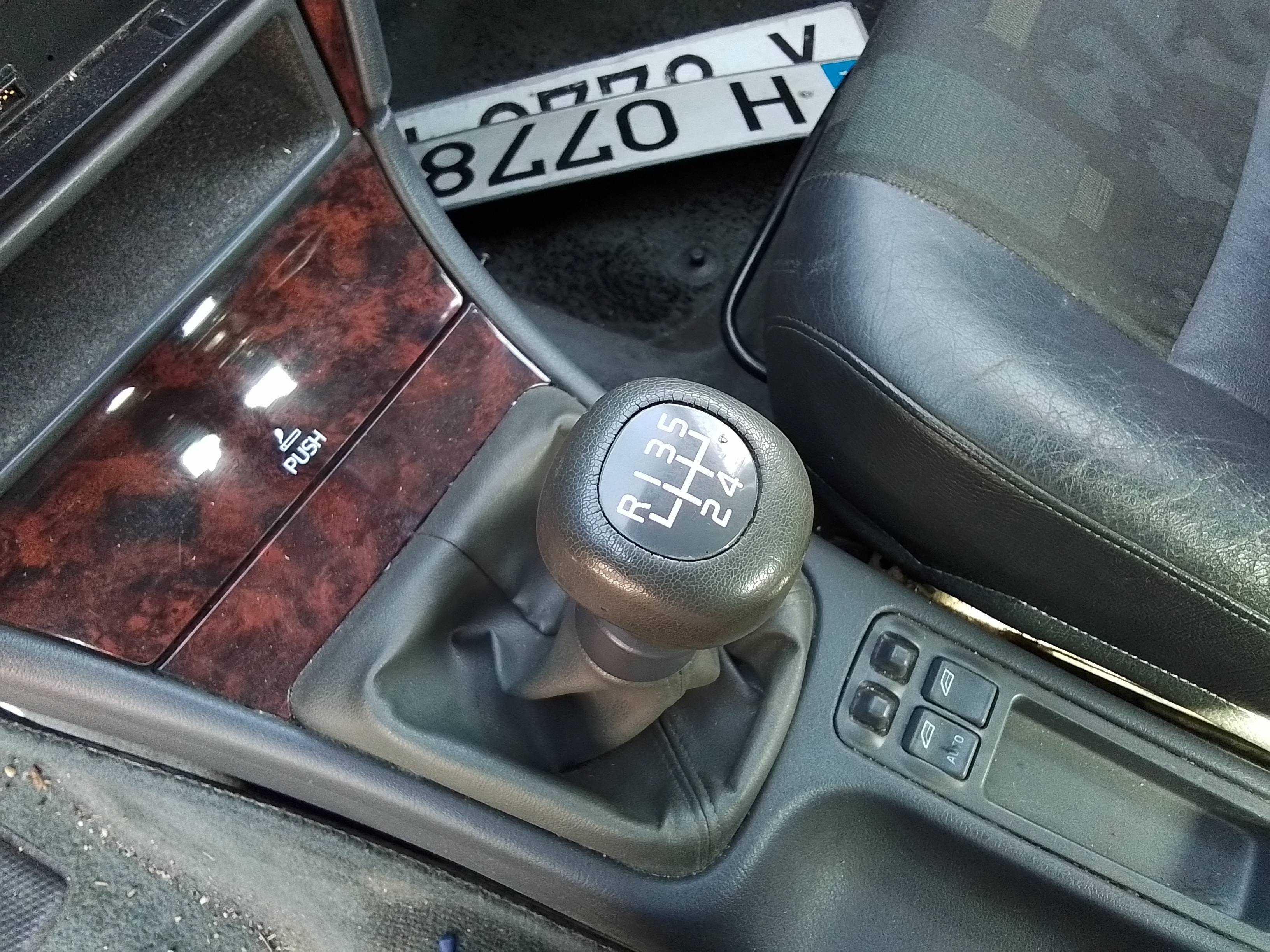Recambio de palanca cambio para volvo s40 berlina td referencia OEM IAM   