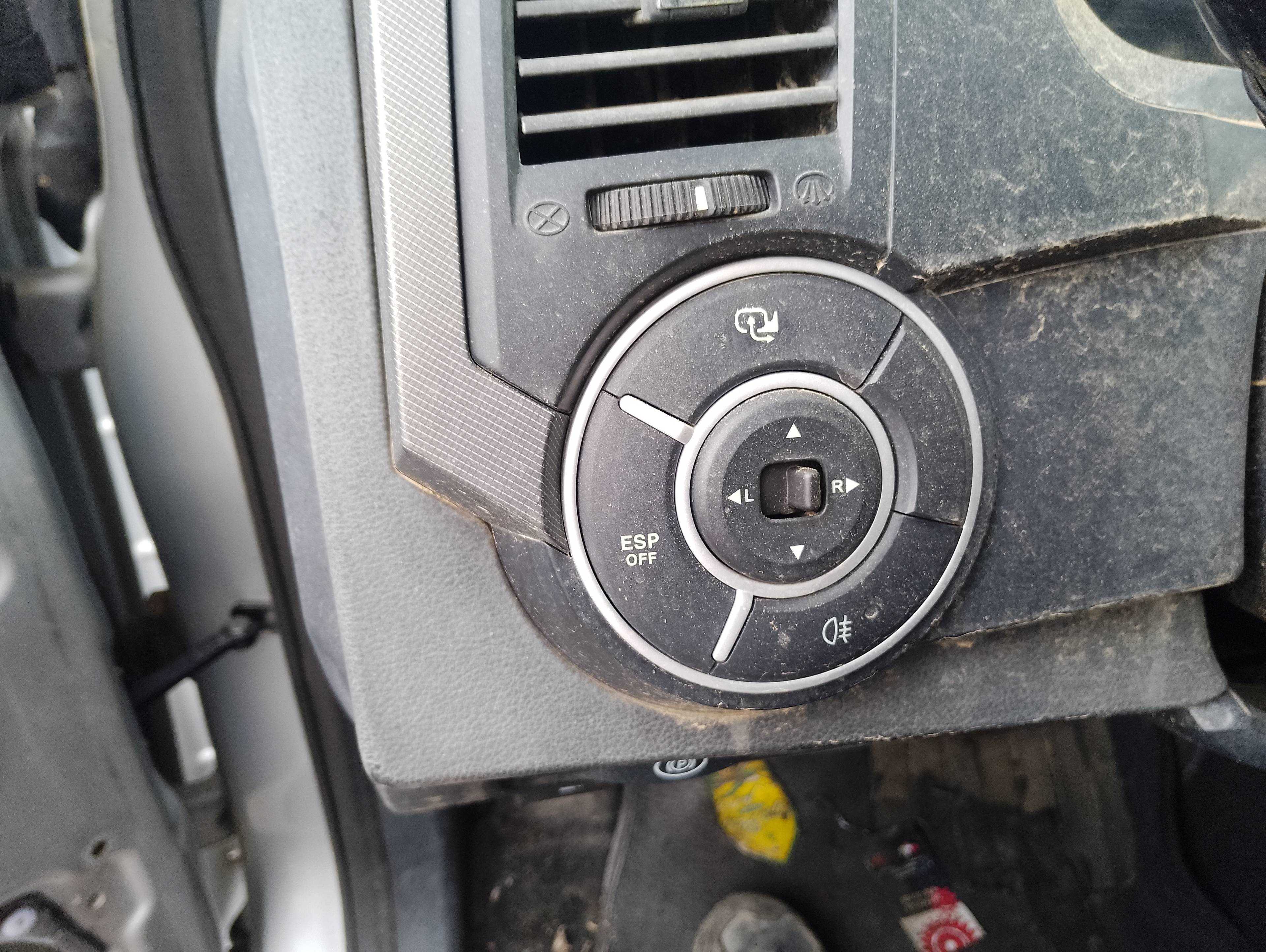 Recambio de mando retrovisor para ssangyong kyron 200 xdi limited referencia OEM IAM   
