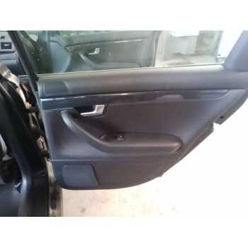 GUARNECIDO PUERTA TRASERA DERECHA 