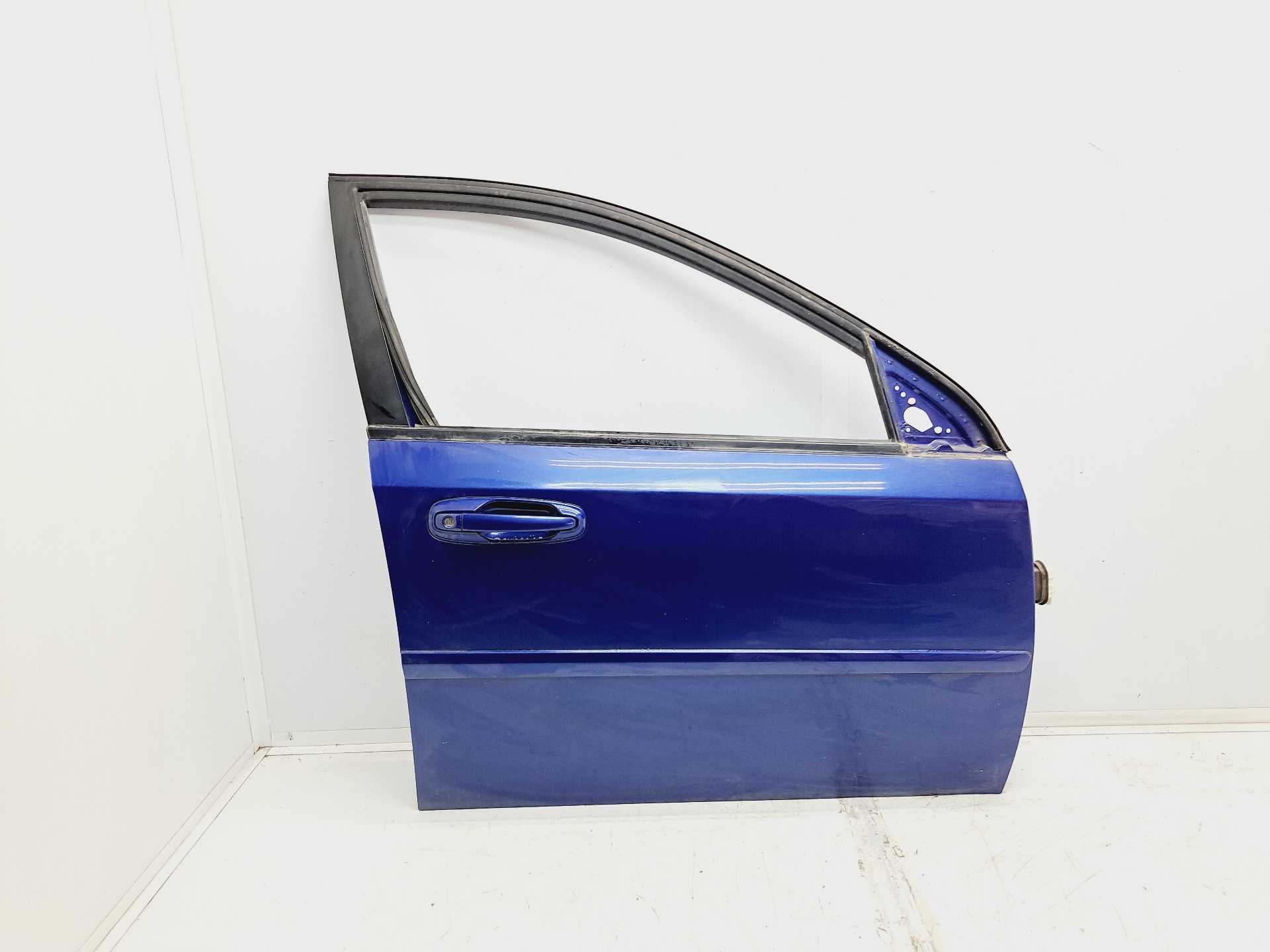Recambio de puerta delantera derecha para chevrolet nubira berlina 1.6 cat referencia OEM IAM   