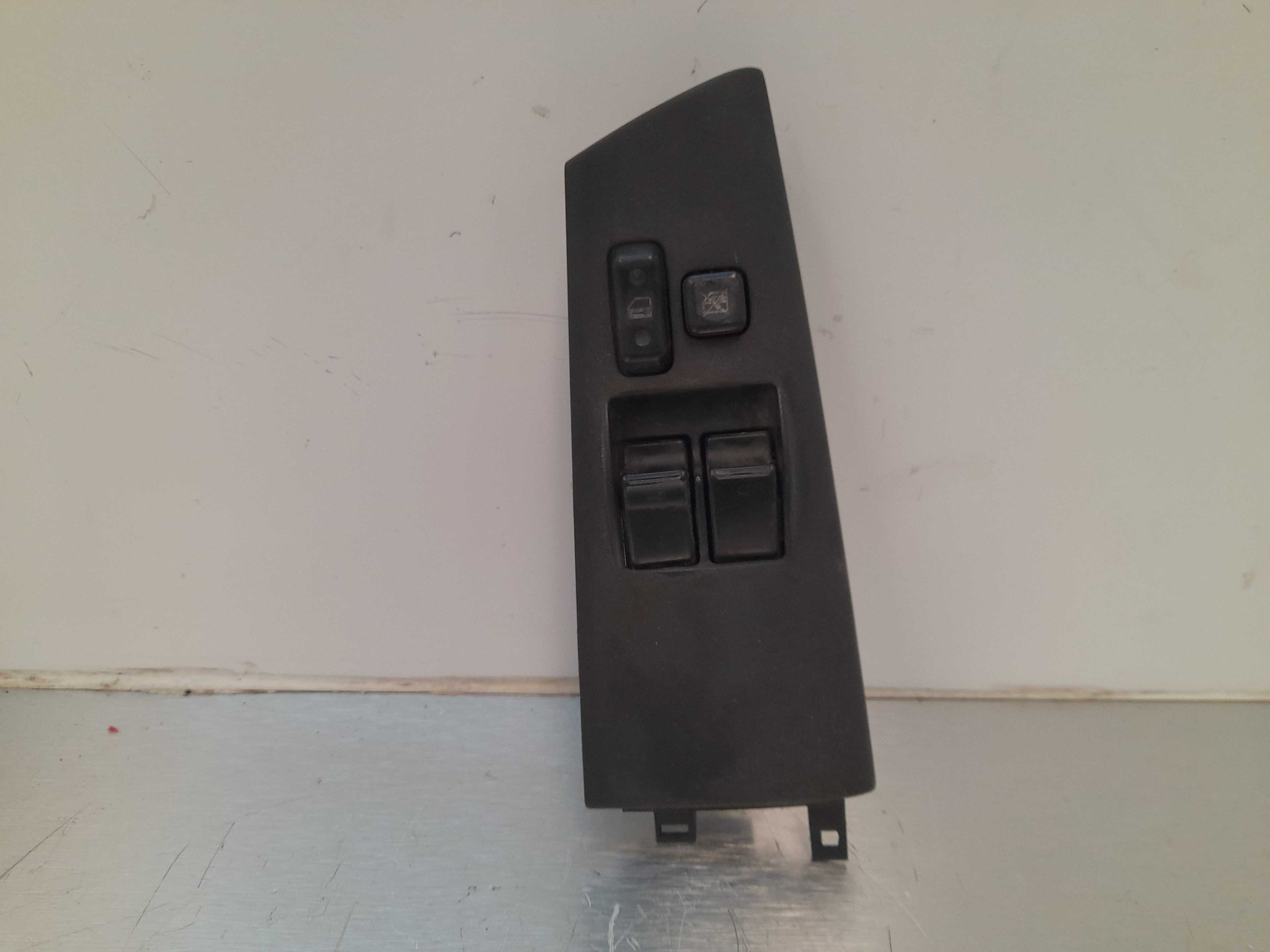 Recambio de mando elevalunas delantero izquierdo para toyota corolla (e12) 2.0 turbodiesel cat referencia OEM IAM   