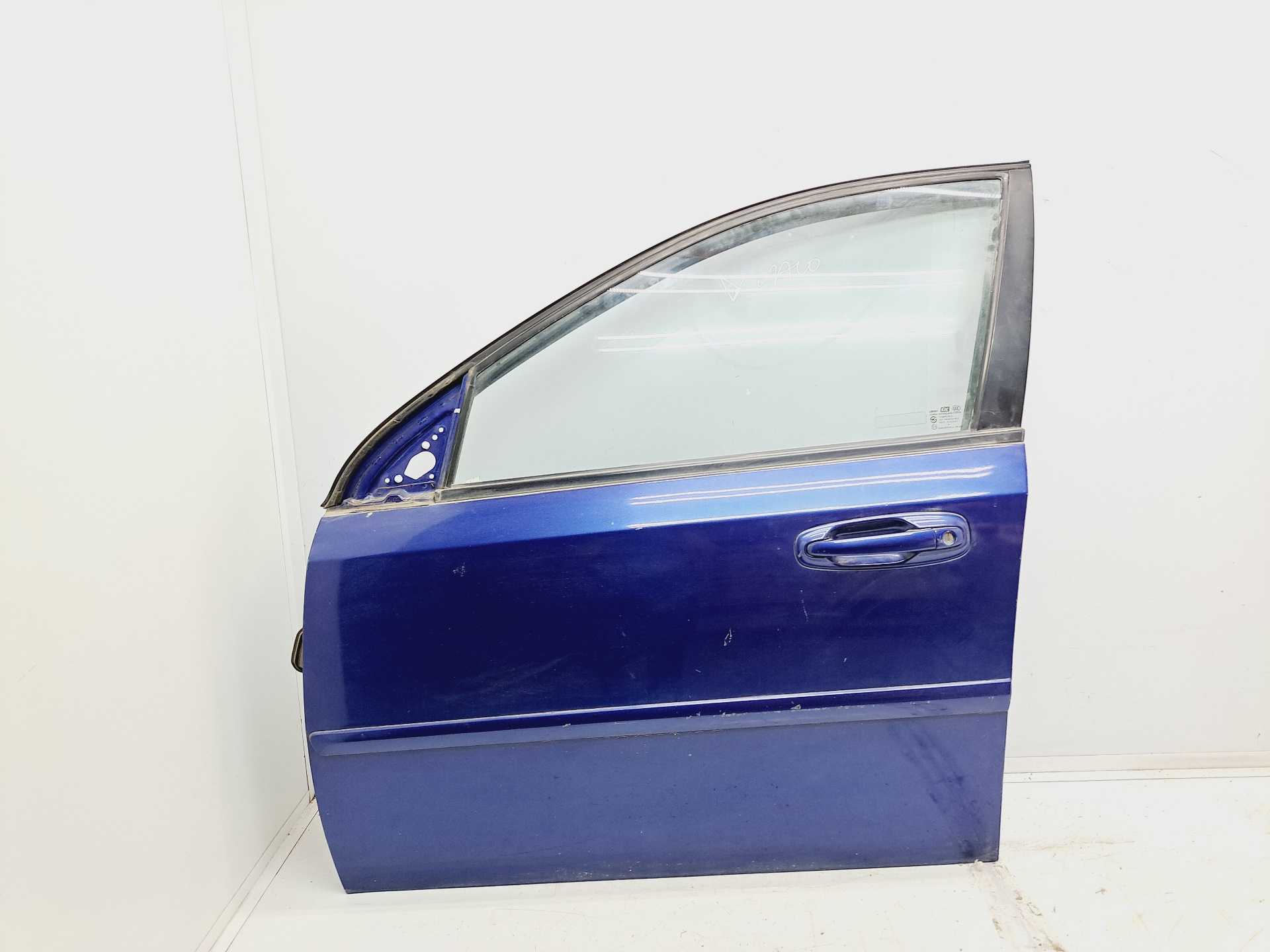 Recambio de puerta delantera izquierda para chevrolet nubira berlina 1.6 cat referencia OEM IAM   