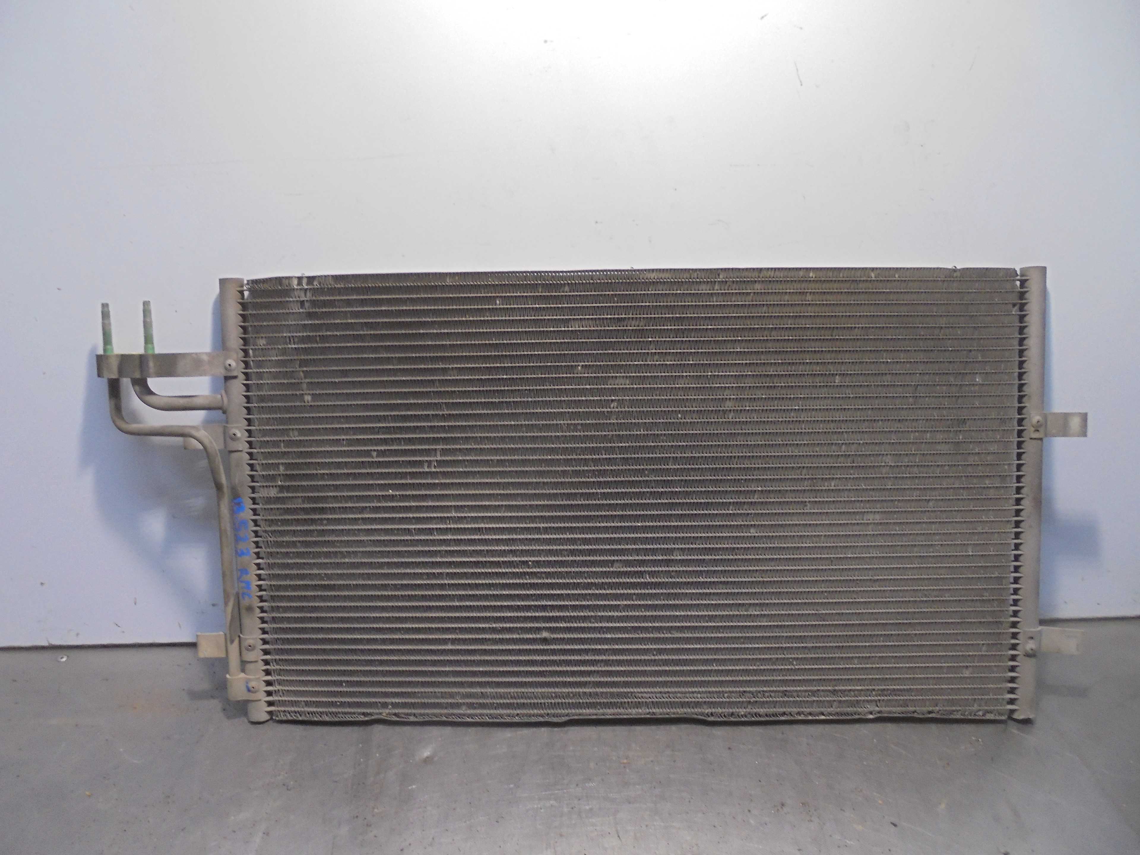 Recambio de condensador / radiador aire acondicionado para ford focus berlina (cap) ambiente (d) referencia OEM IAM 3M5H19710  