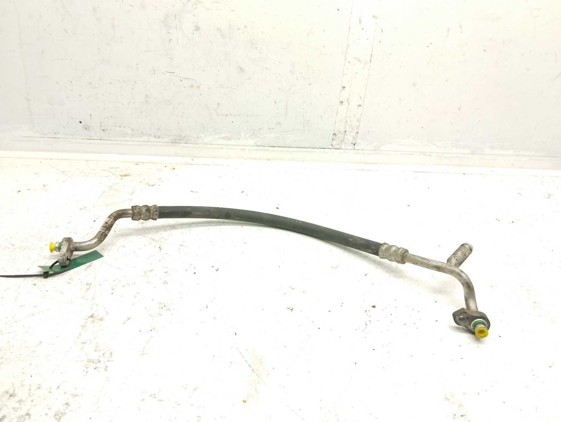 Recambio de tubos aire acondicionado para hyundai sonata (nf) 2.0 crdi cat referencia OEM IAM  977623K700 R134A11