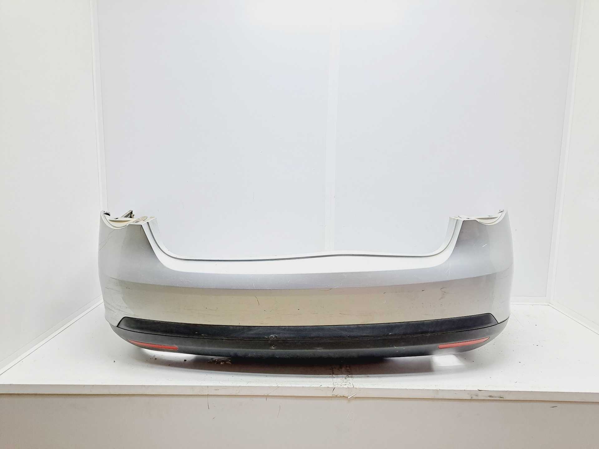 Recambio de paragolpes trasero para volkswagen jetta (1k2) 2.0 tdi referencia OEM IAM   
