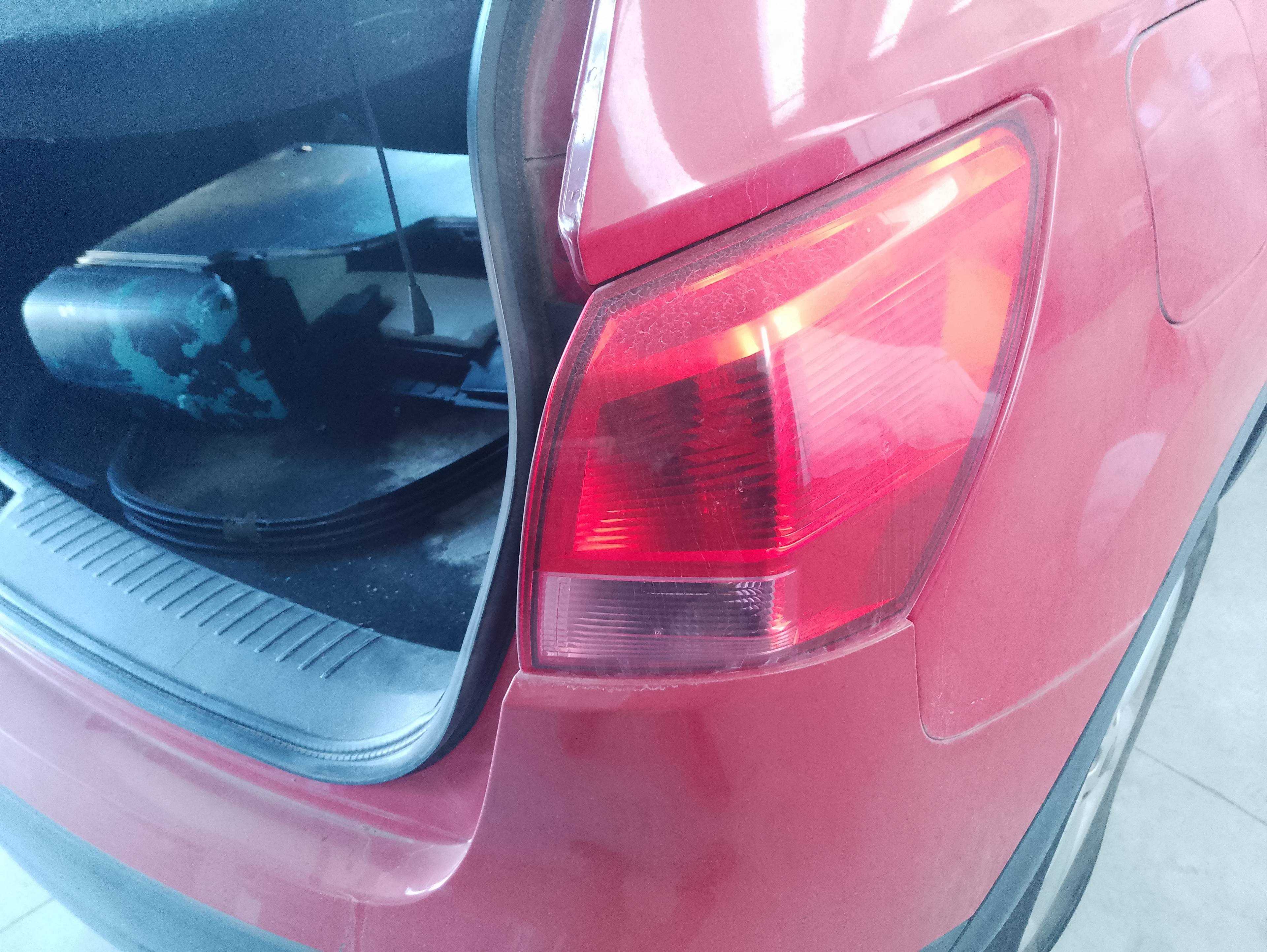 Recambio de piloto trasero derecho para nissan qashqai (j10) acenta referencia OEM IAM   