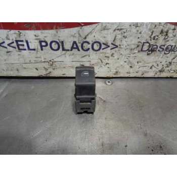 MANDO ELEVALUNAS TRASERO DERECHO 